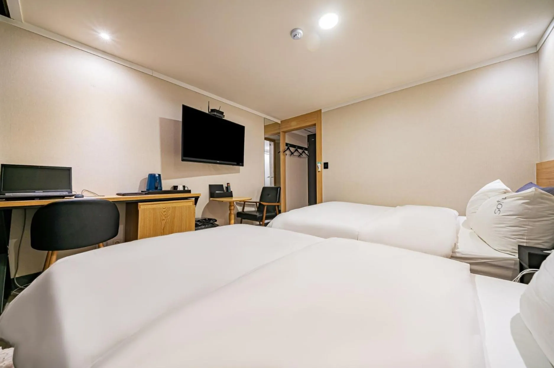 Bed in Pyeongtaek Stay Tourist Hotel