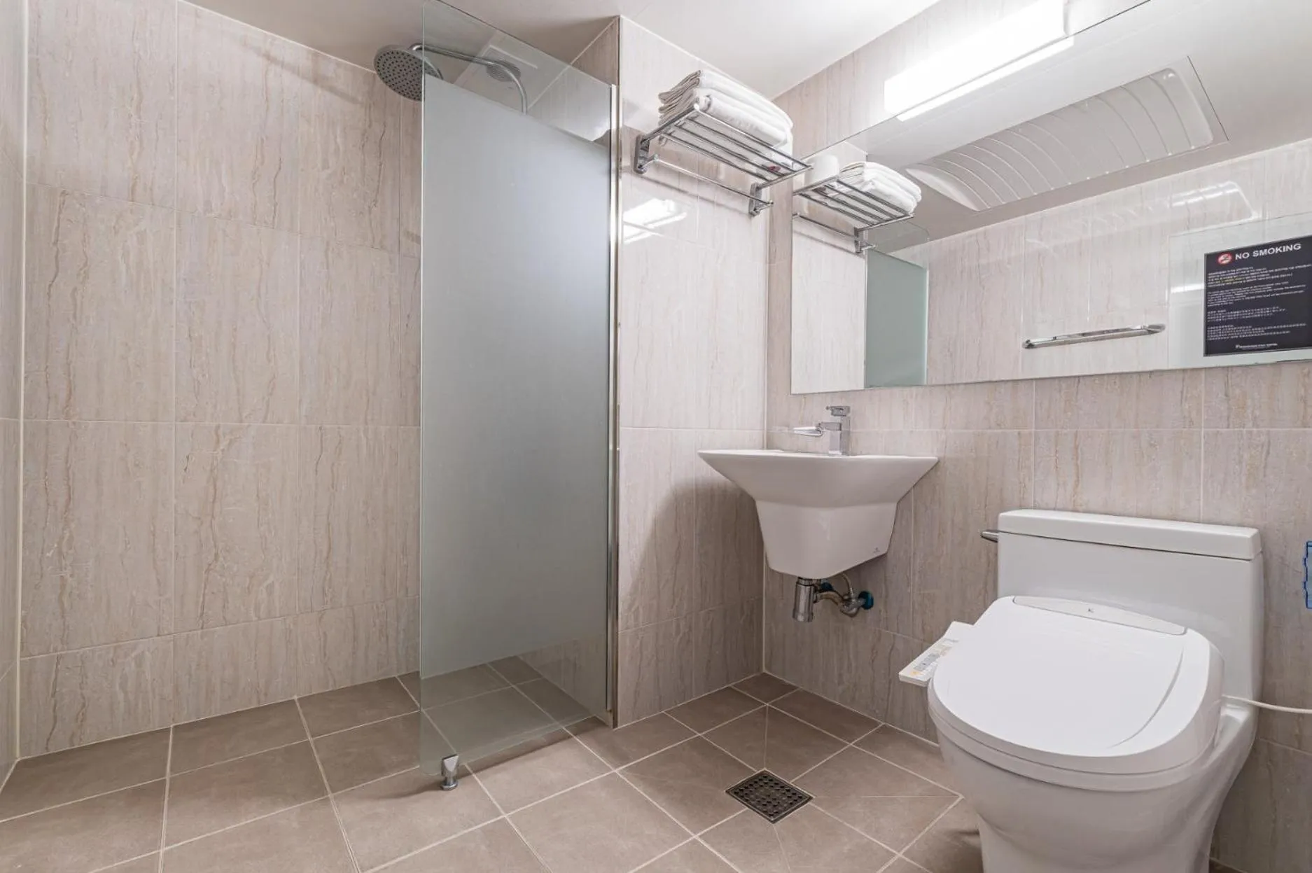 Pyeongtaek Stay Tourist Hotel