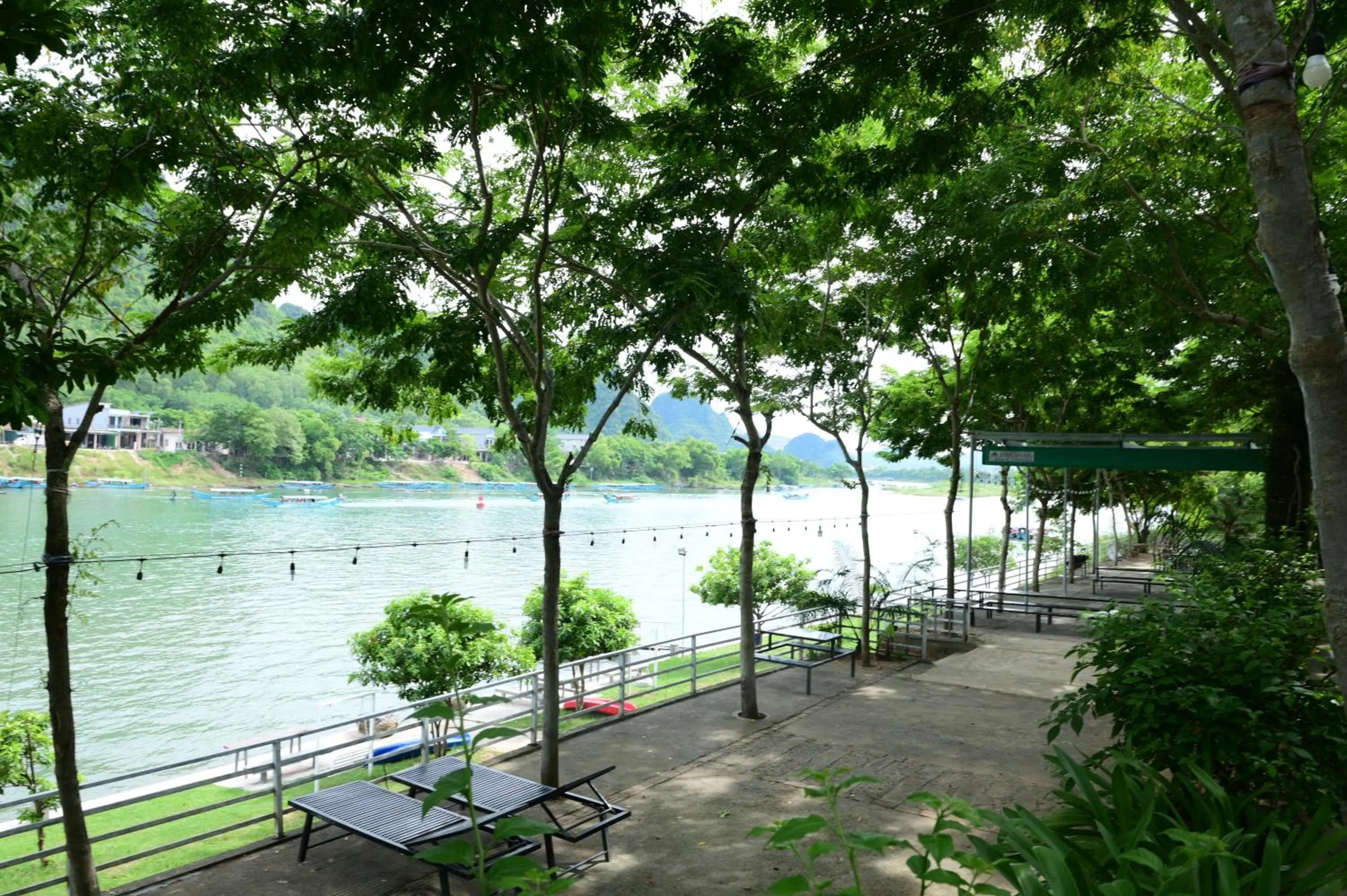 Natural landscape in Restful River Bungalow