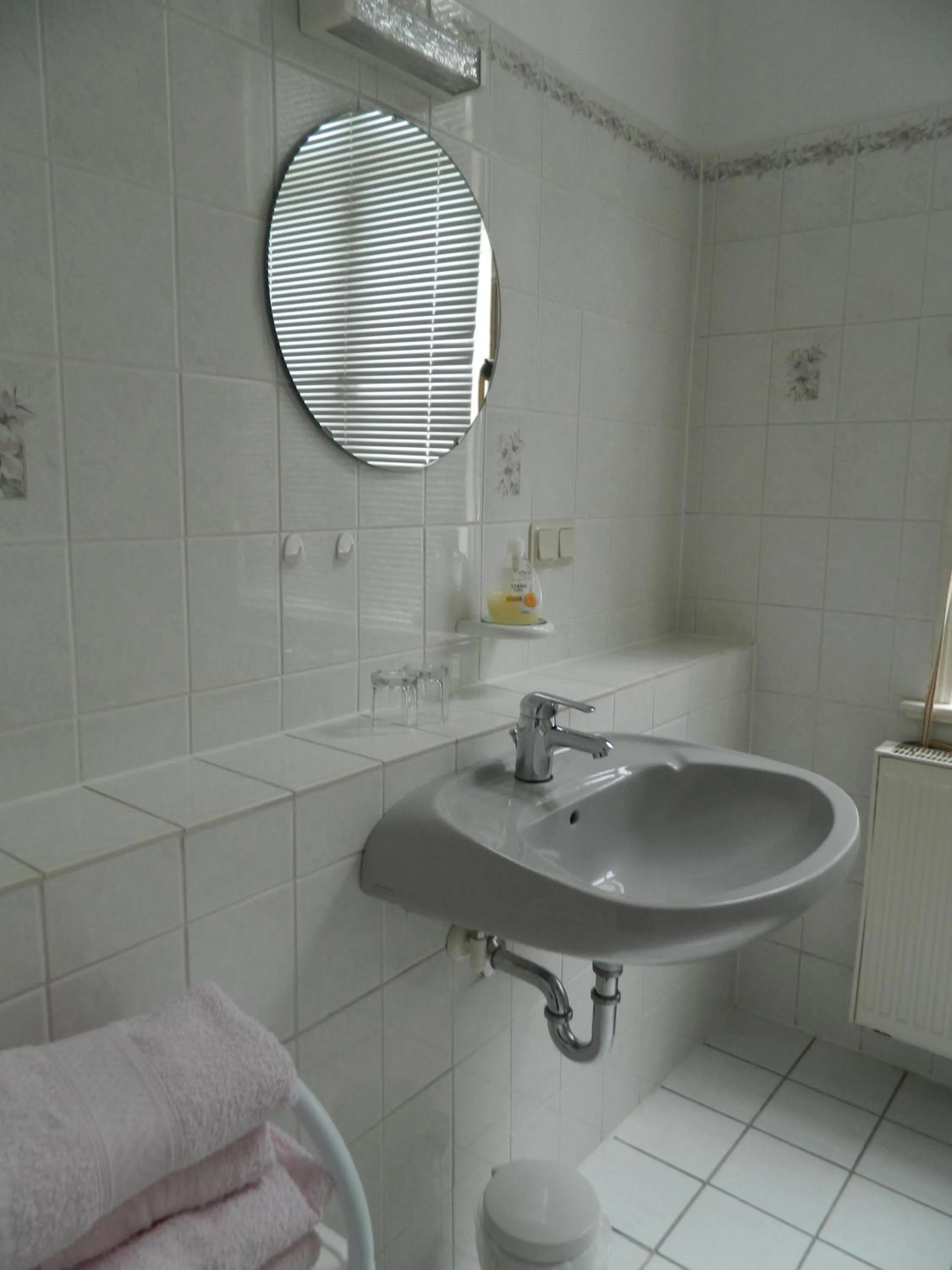 Toilet in Pension Haus Marga