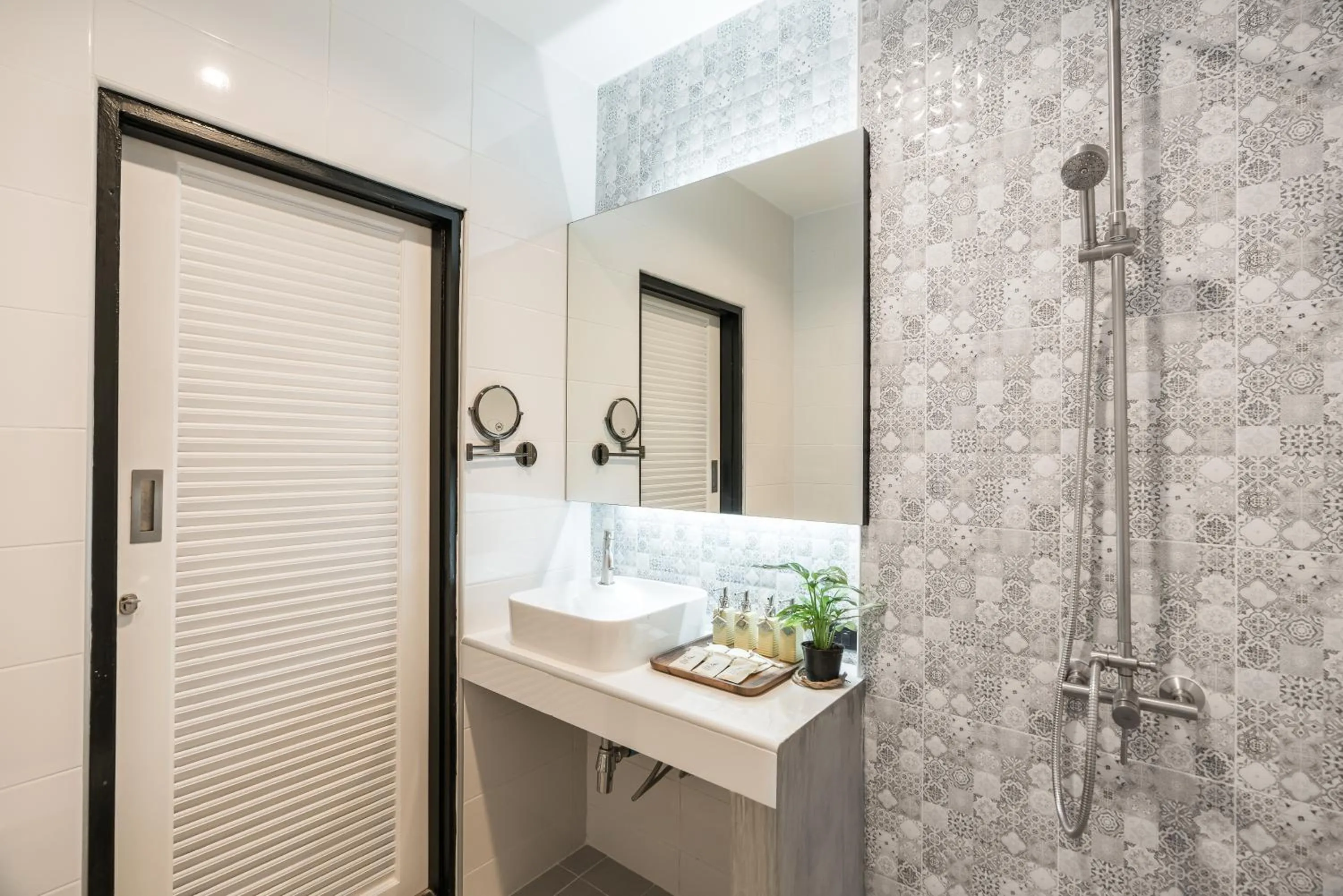 Bathroom in Princess Paradise Koh Phangan