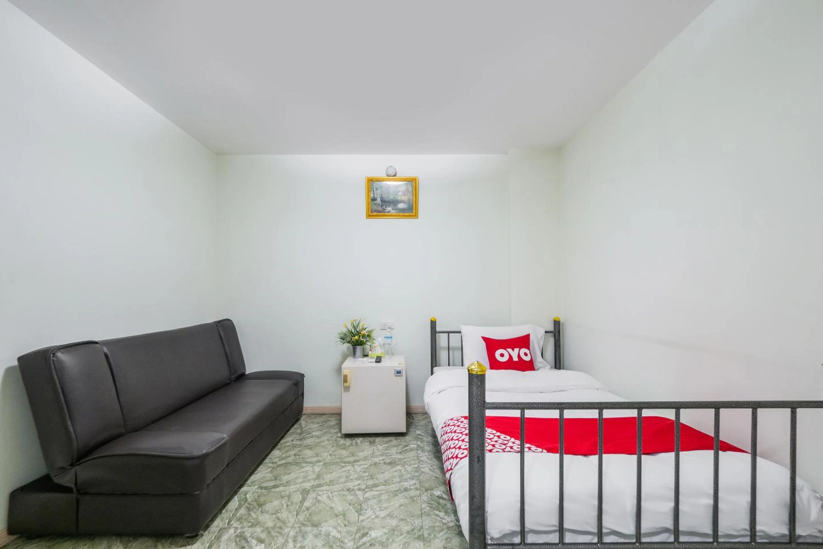 Bedroom in SP Park Thaphra