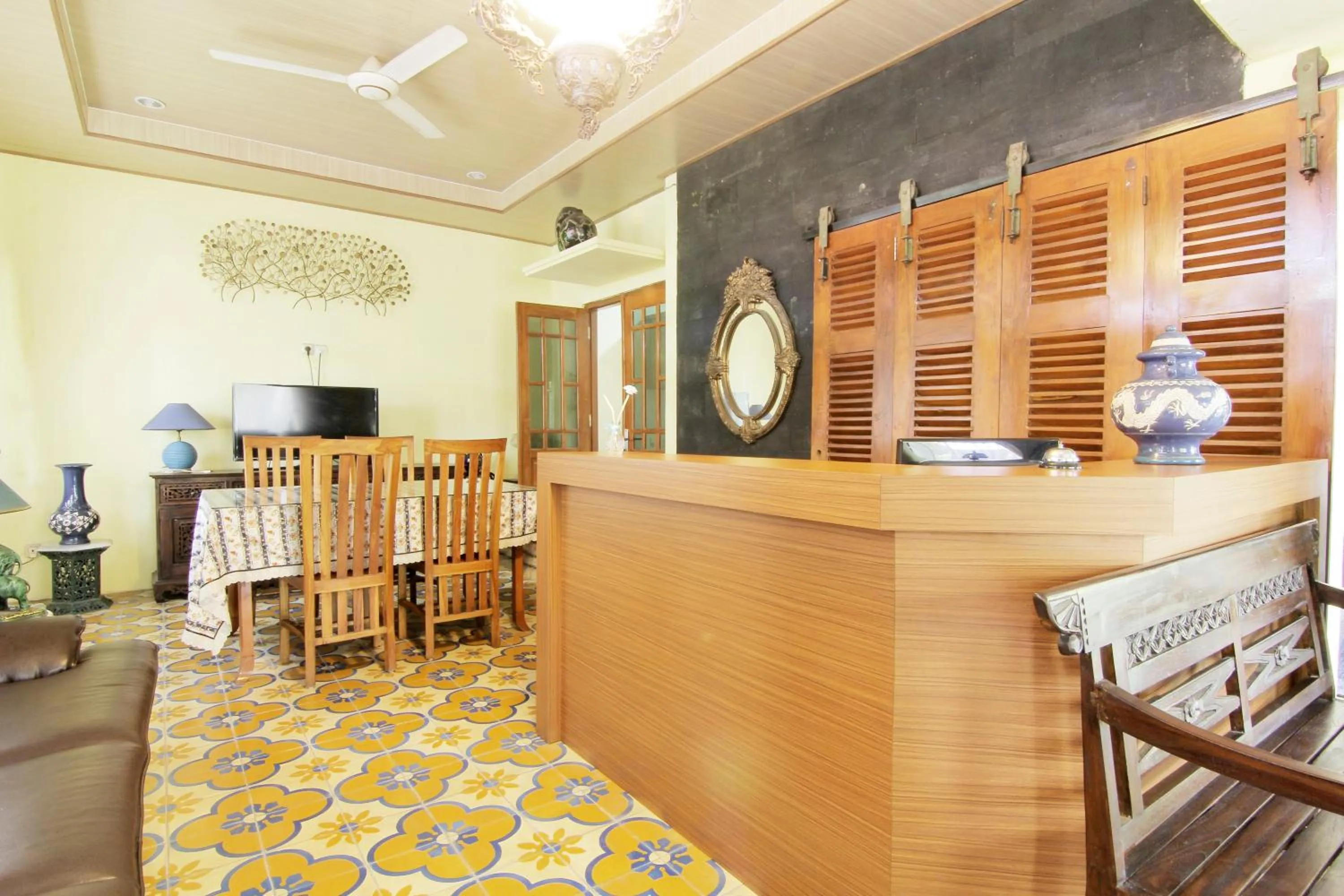 Lobby or reception in Embe Joglo Homestay