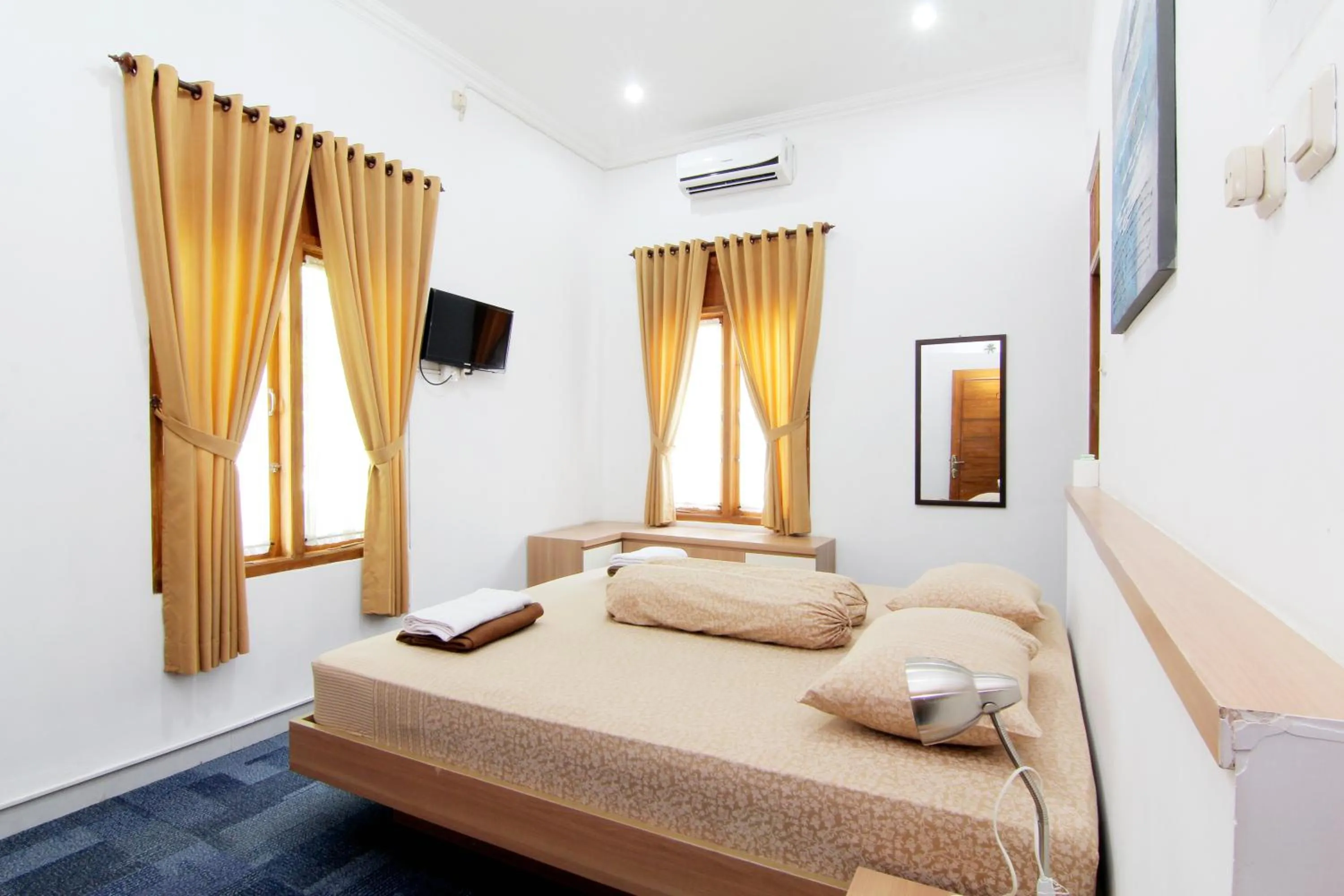 Bedroom, Bed in Embe Joglo Homestay