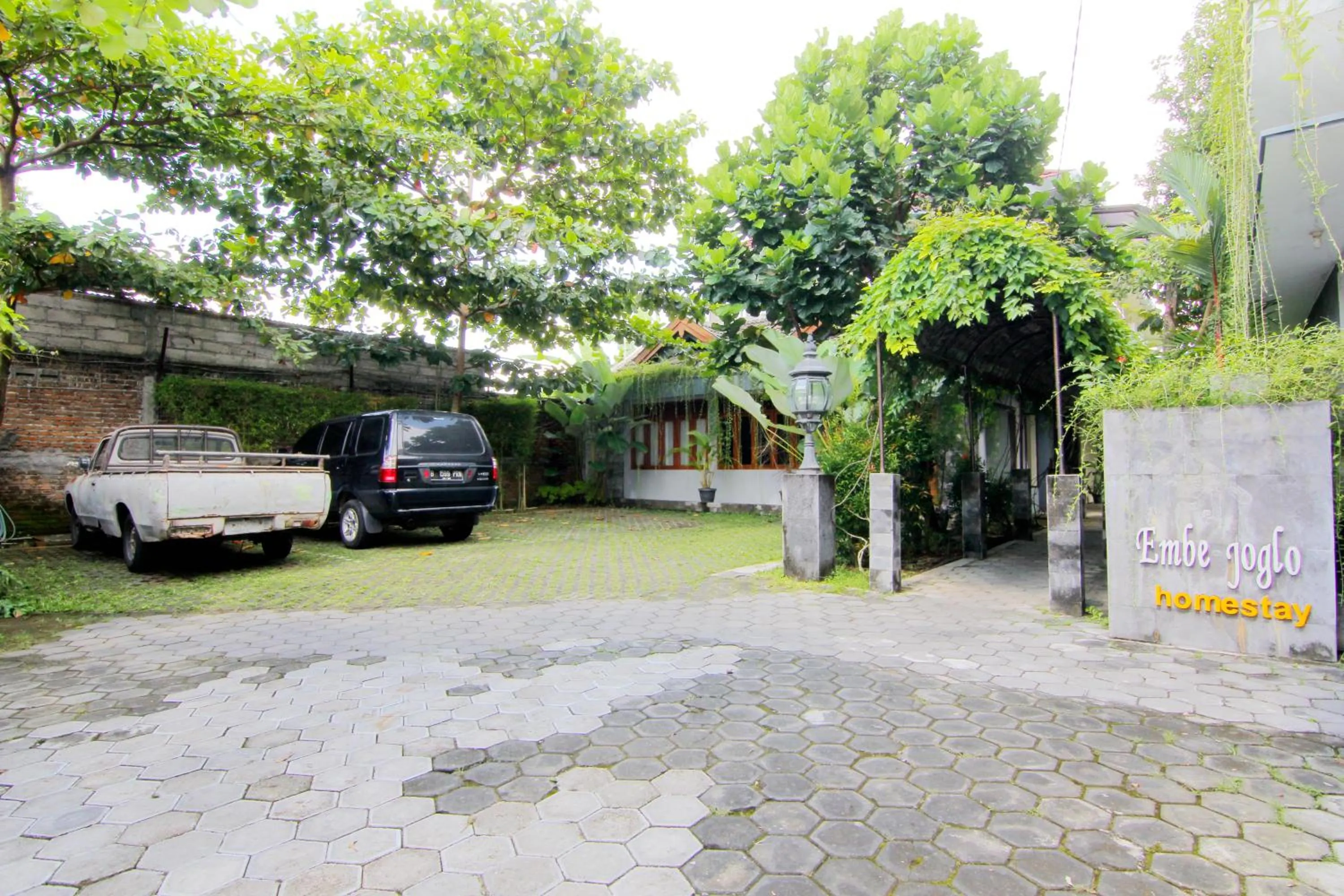 Facade/entrance in Embe Joglo Homestay