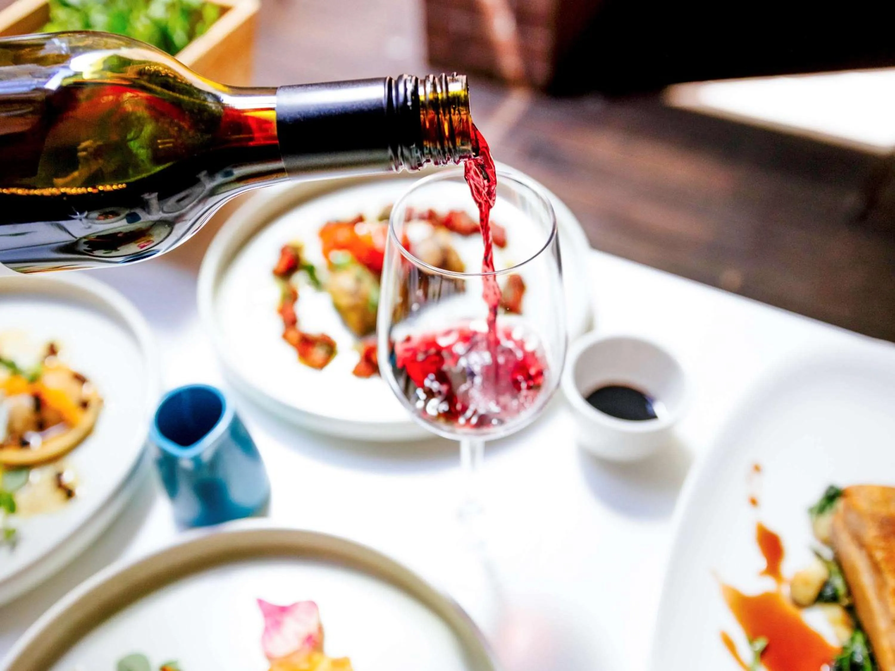 Food and drinks in Sydney Central Hotel managed by The Ascott Limited