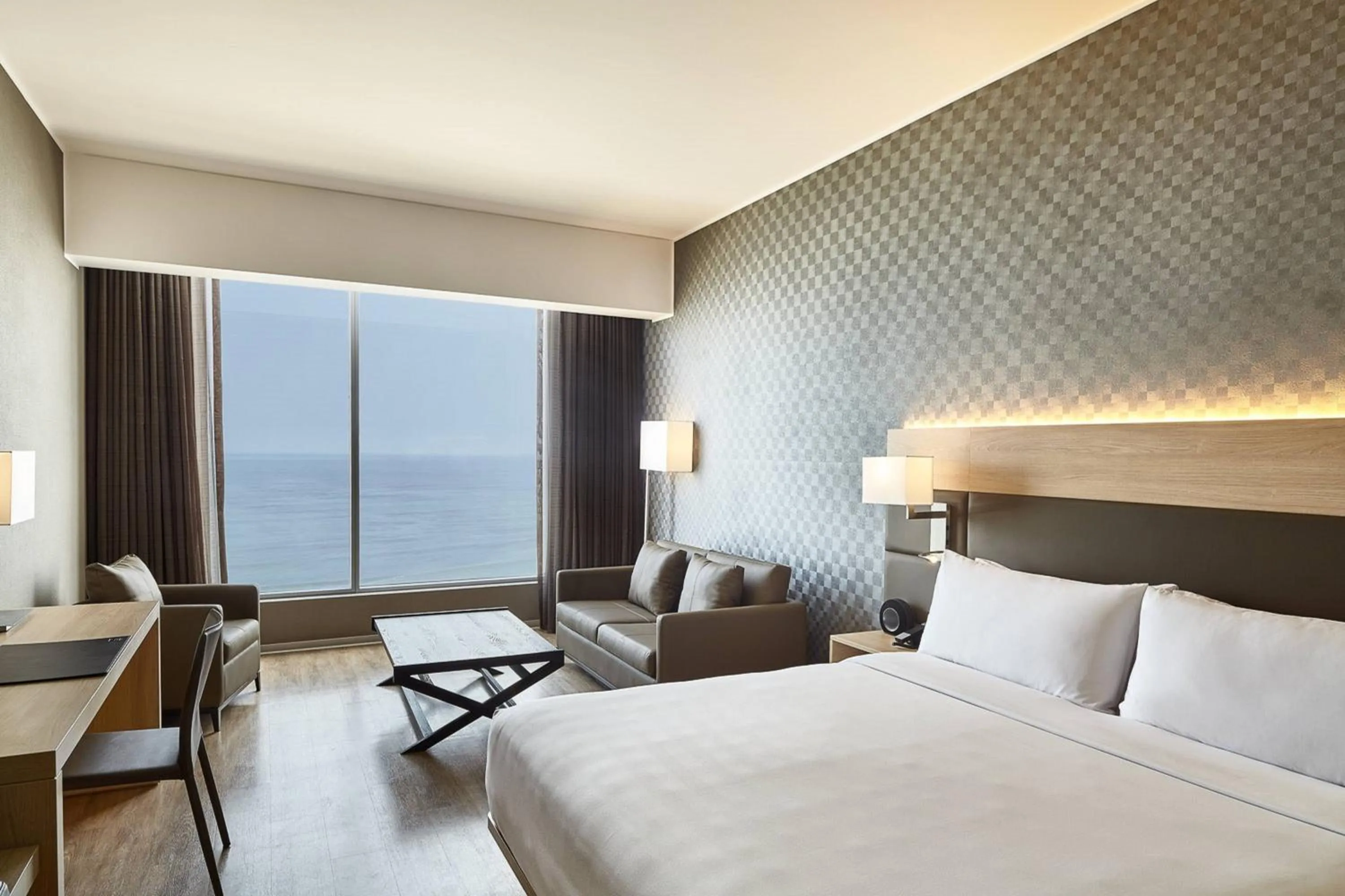 Photo of the whole room, Bed in AC Hotel by Marriott Lima Miraflores
