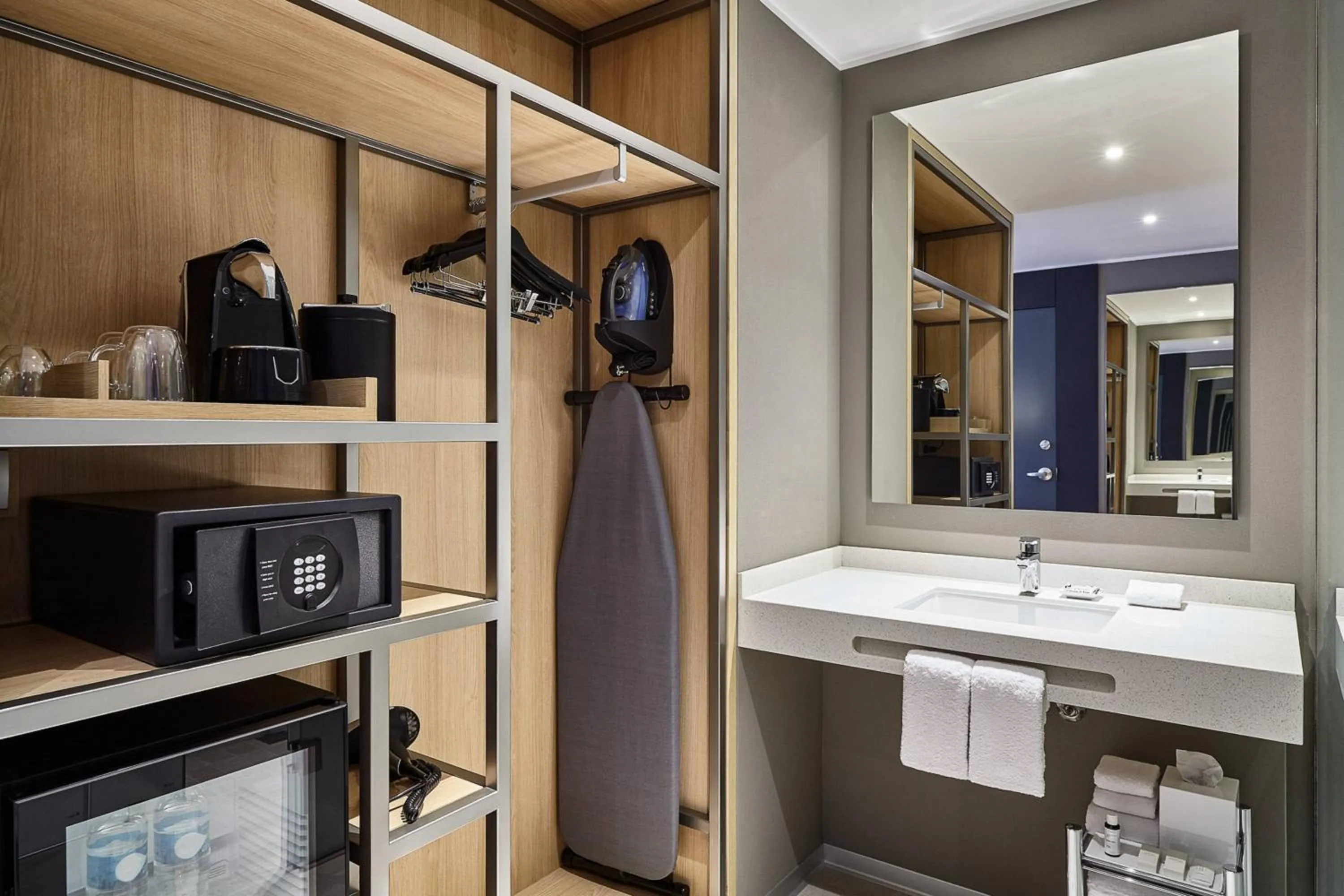 Photo of the whole room in AC Hotel by Marriott Lima Miraflores