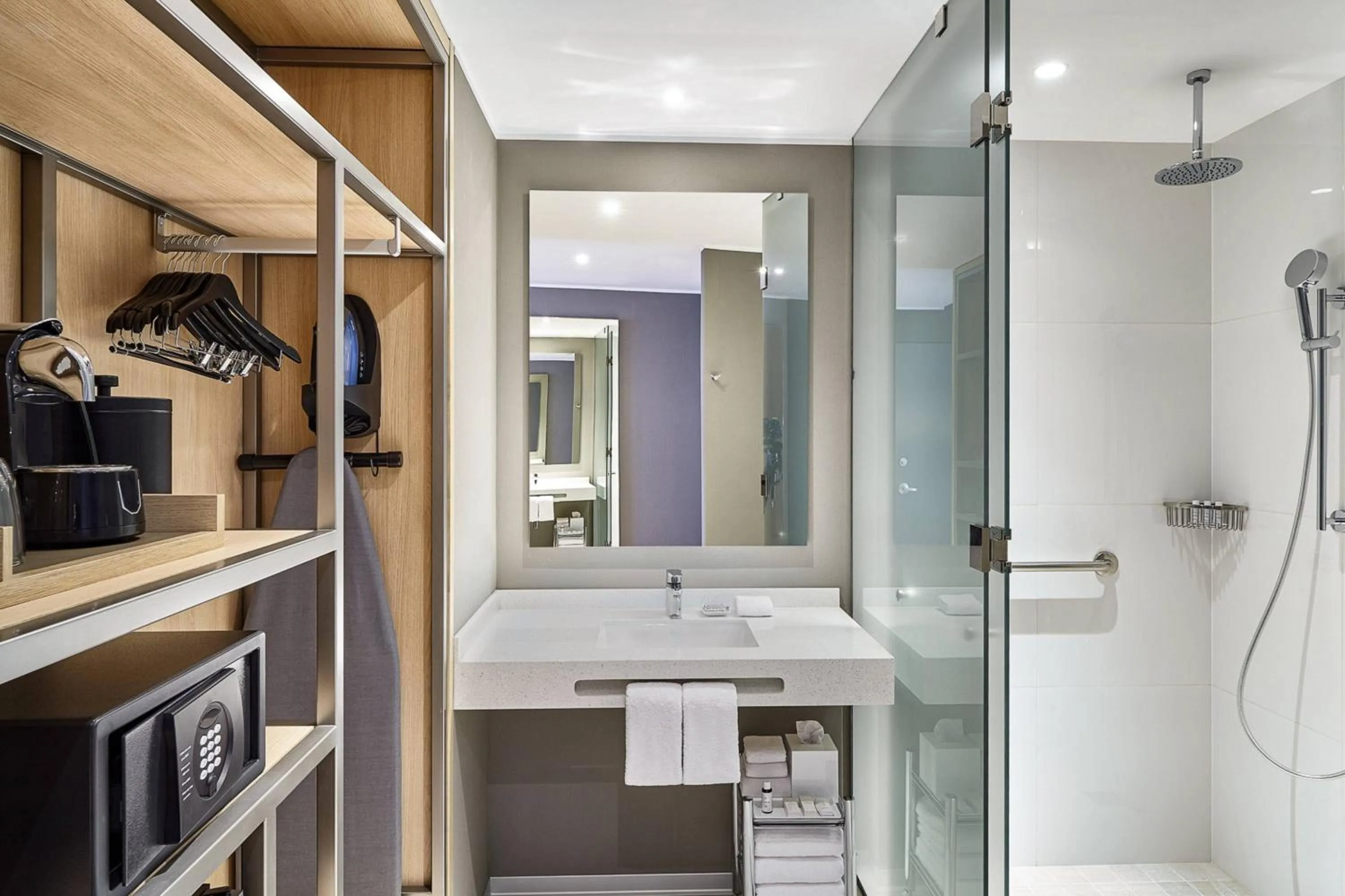 Bathroom in AC Hotel by Marriott Lima Miraflores