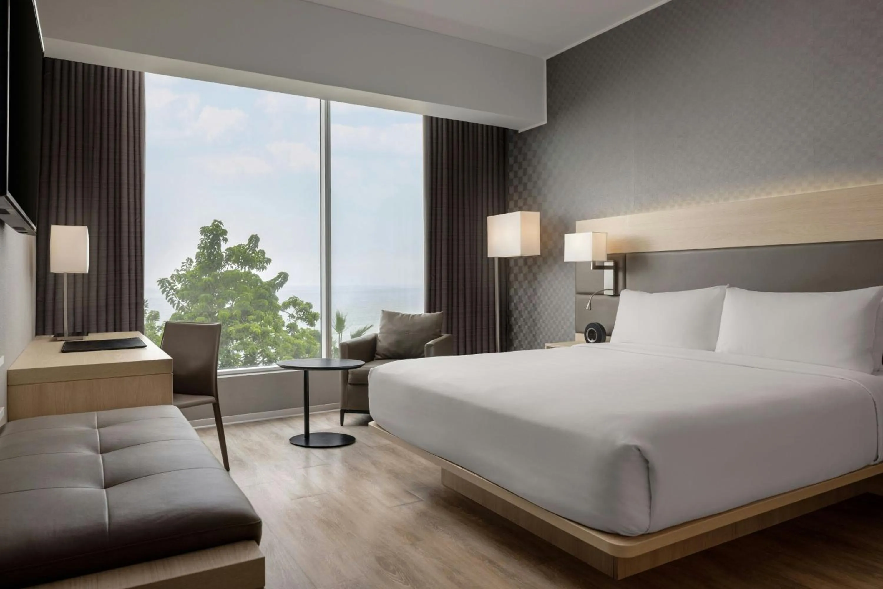 Bedroom, Bed in AC Hotel by Marriott Lima Miraflores