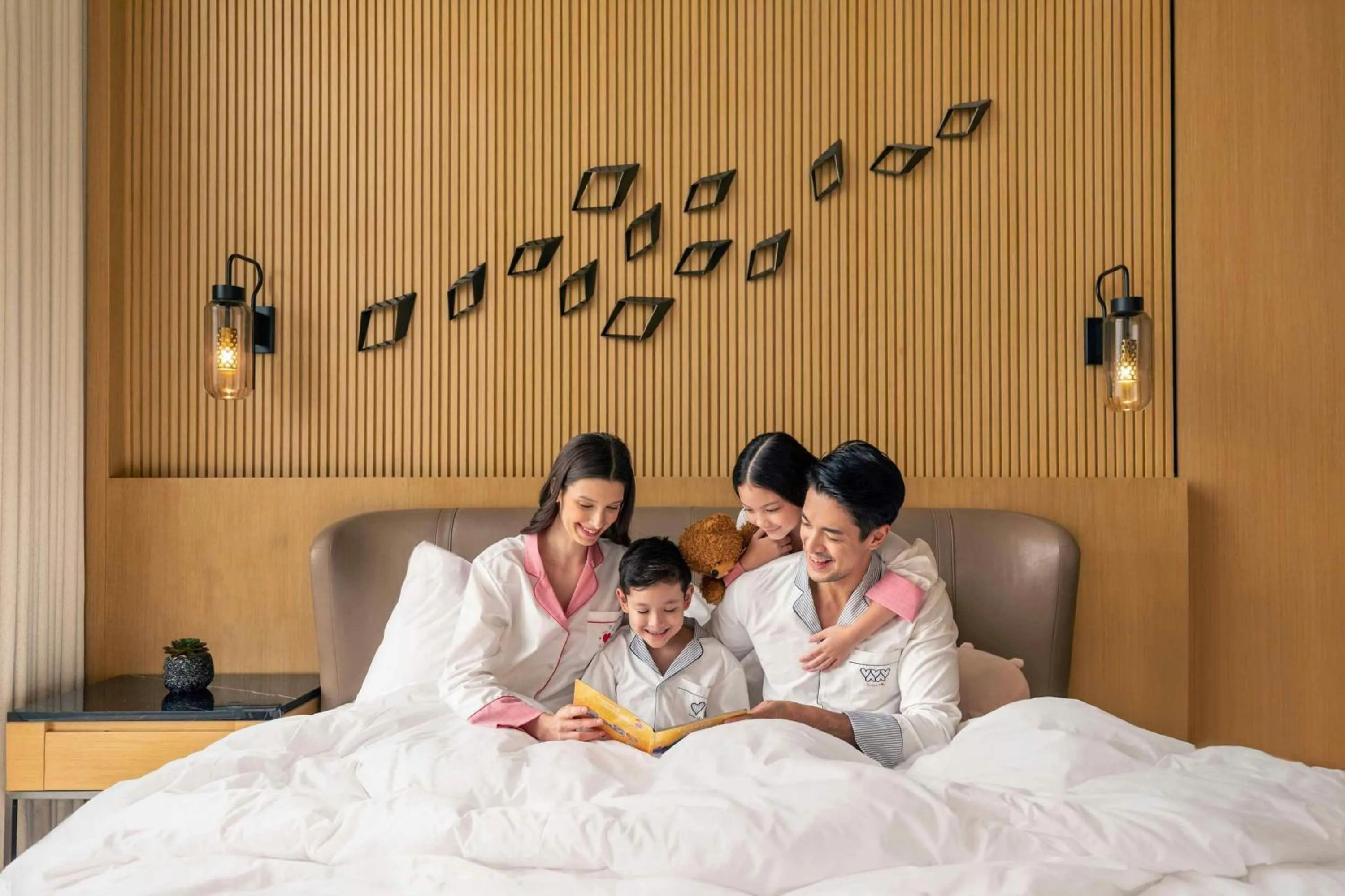 Bedroom in Sheraton Manila Hotel at Newport World Resorts