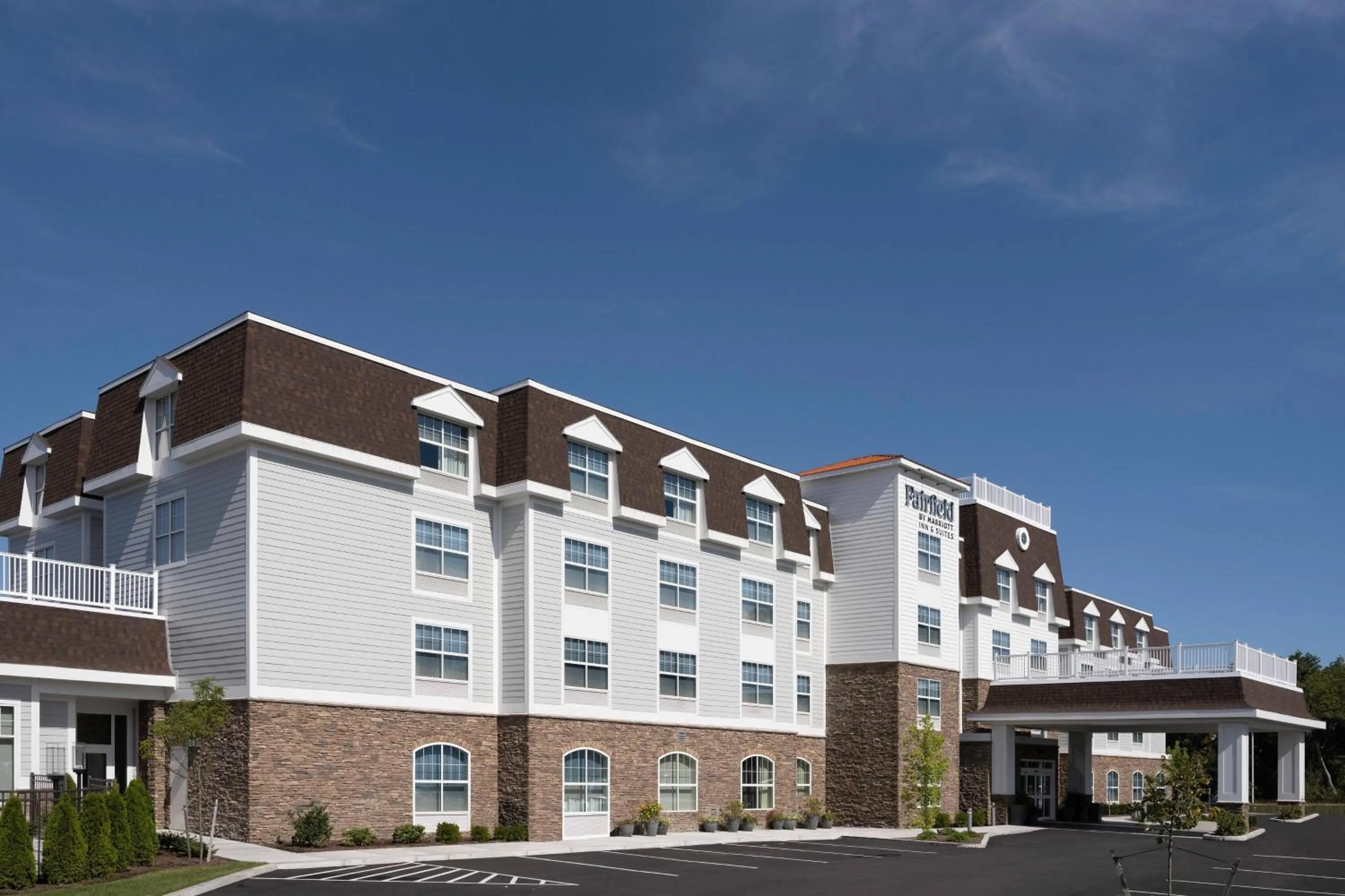 Property building in Fairfield Inn & Suites by Marriott South Kingstown Newport Area