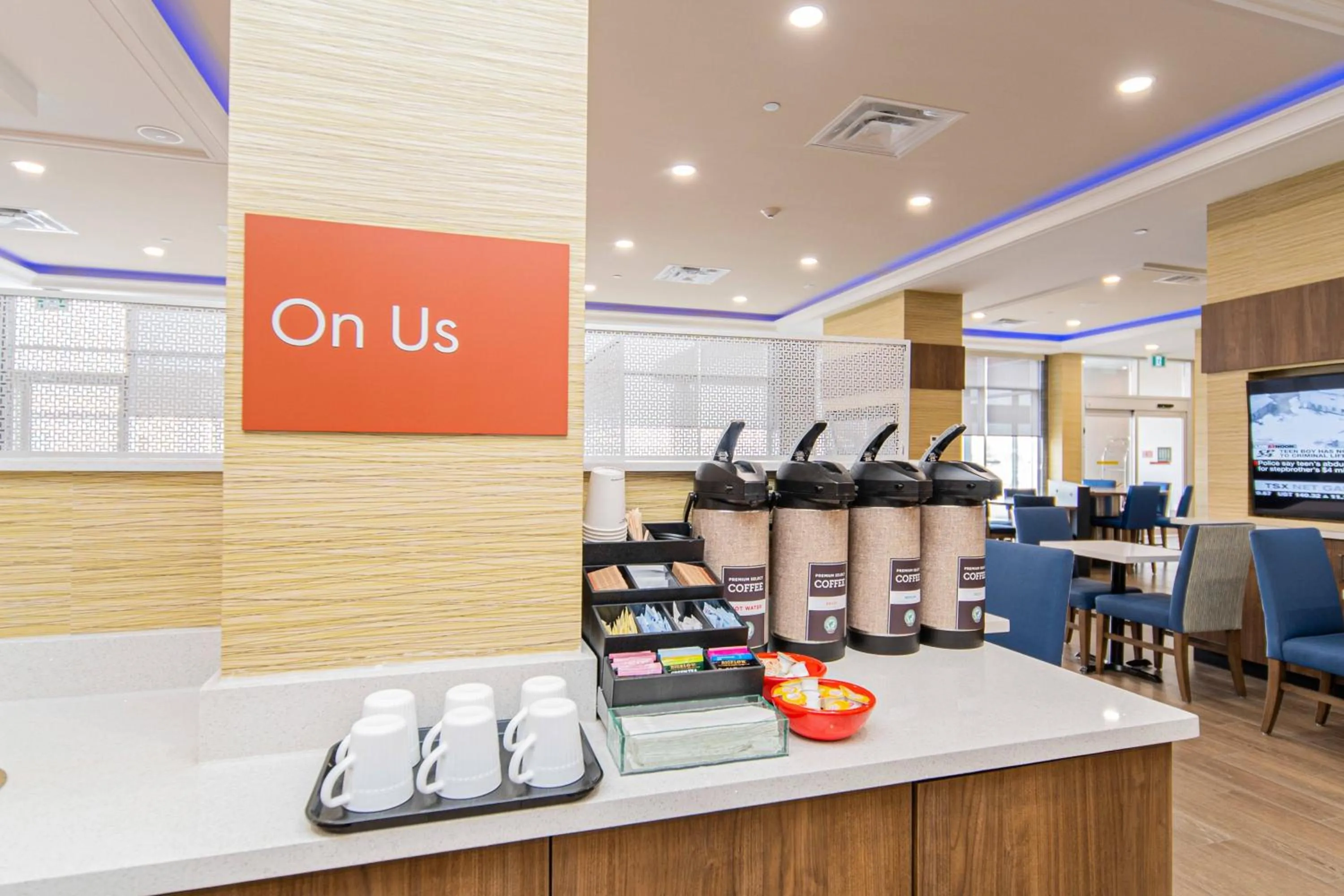 Restaurant/places to eat in TownePlace Suites by Marriott Brantford and Conference Centre