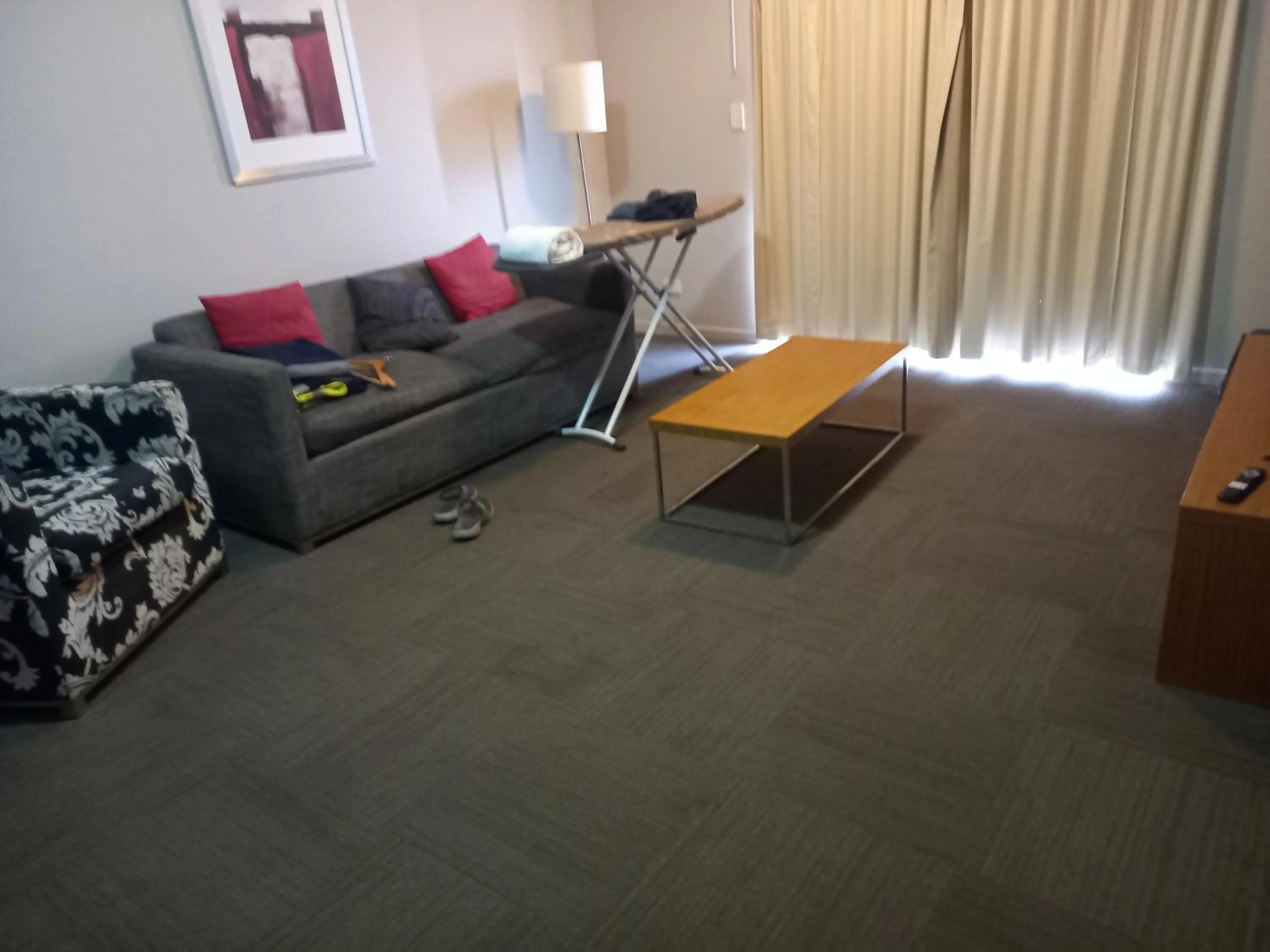 Seating area in Gladstone Downtown Central Apartment Hotel Official