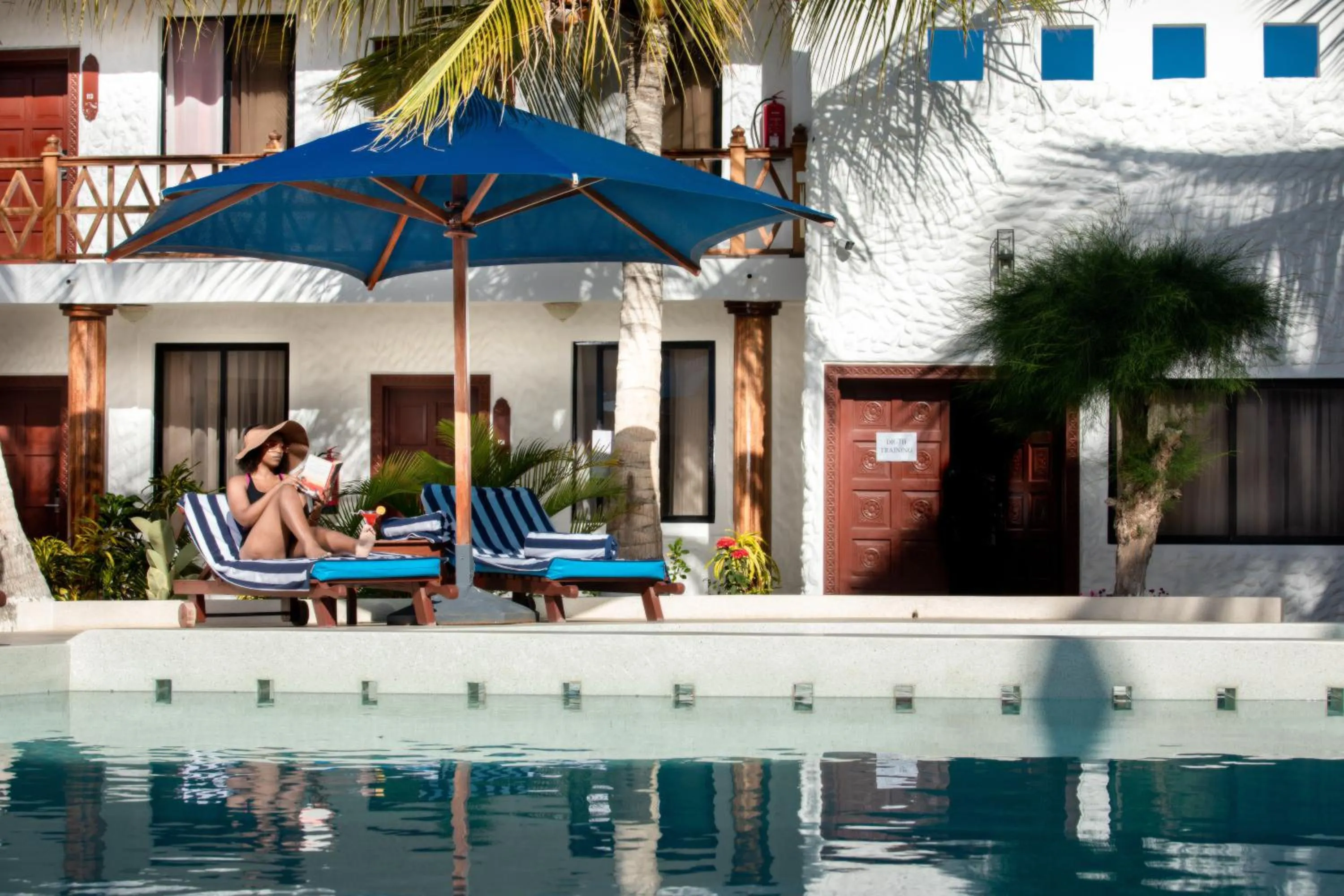 Swimming pool in PrideInn Hotel Nyali