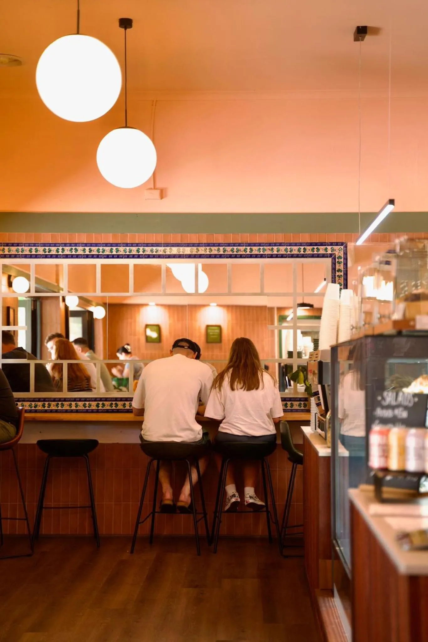 Restaurant/places to eat in European Hotel