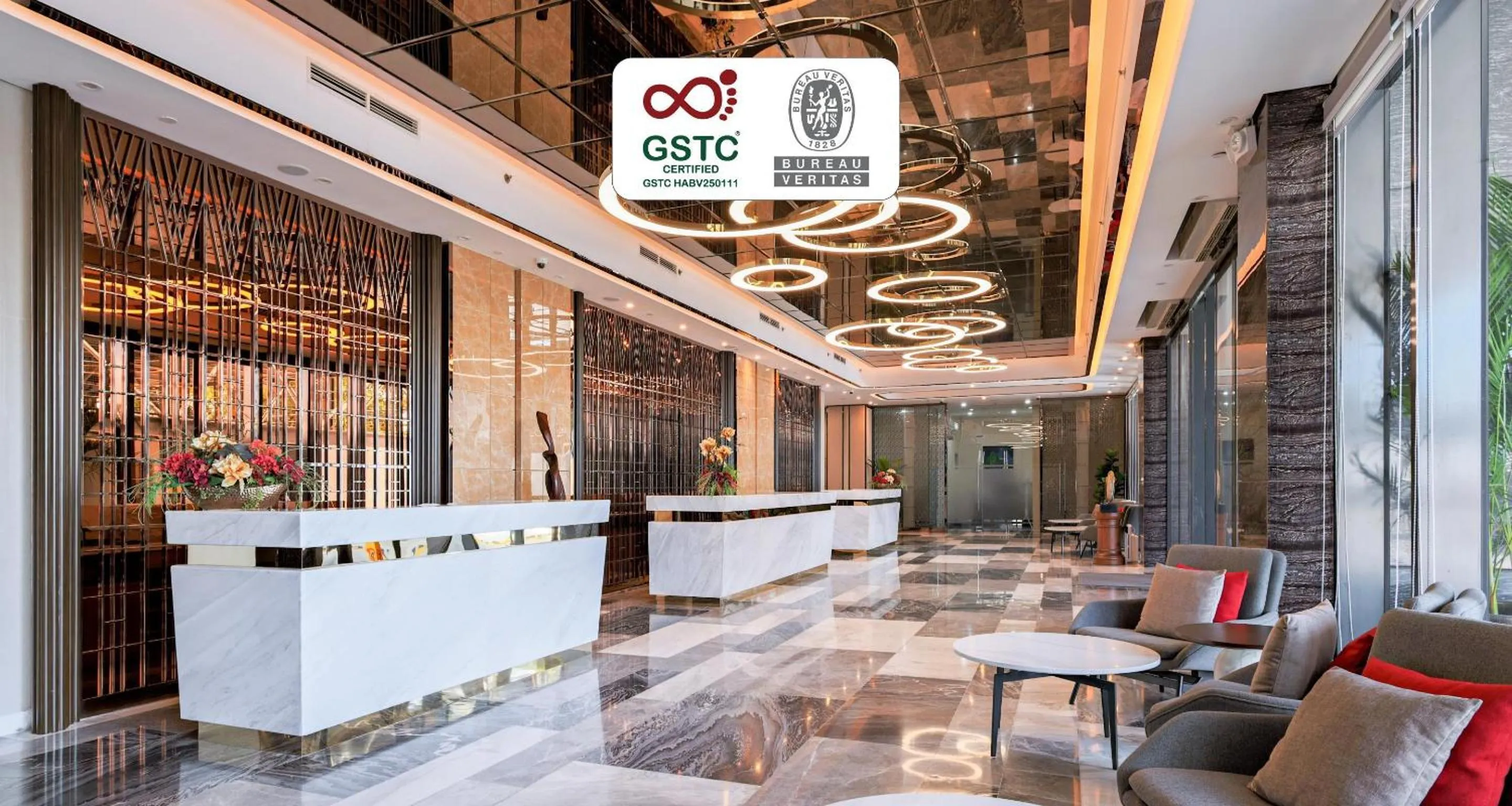 Lobby or reception in Best Western Plus Metro Clark