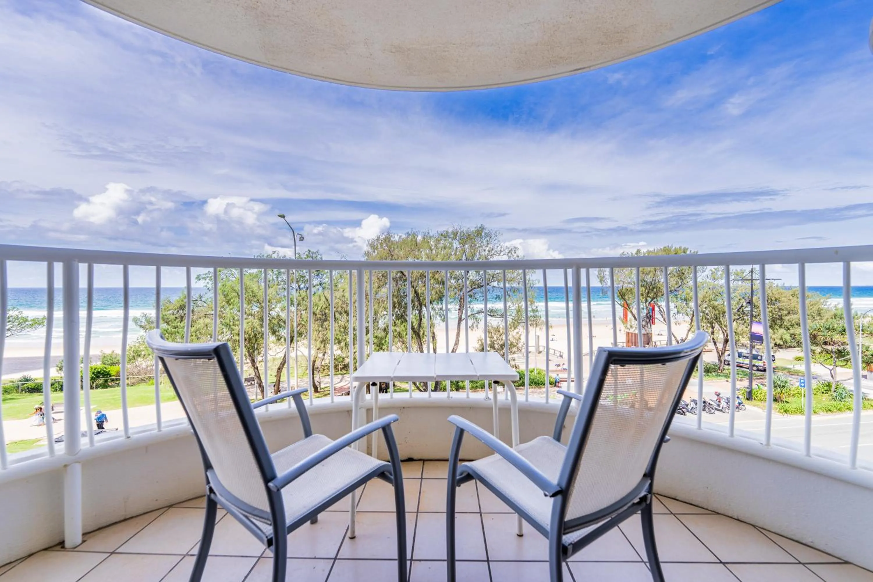 Balcony/Terrace in Olympus Beachfront Apartments