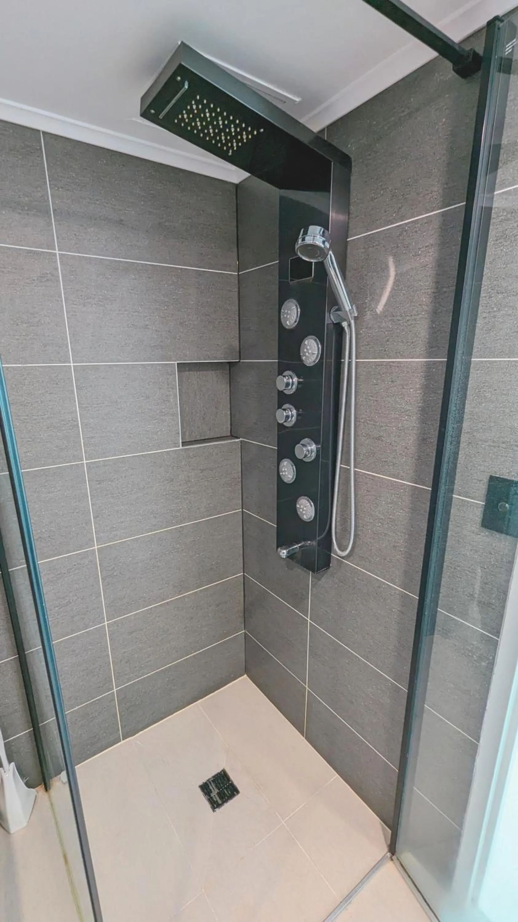 Shower in Olympus Beachfront Apartments