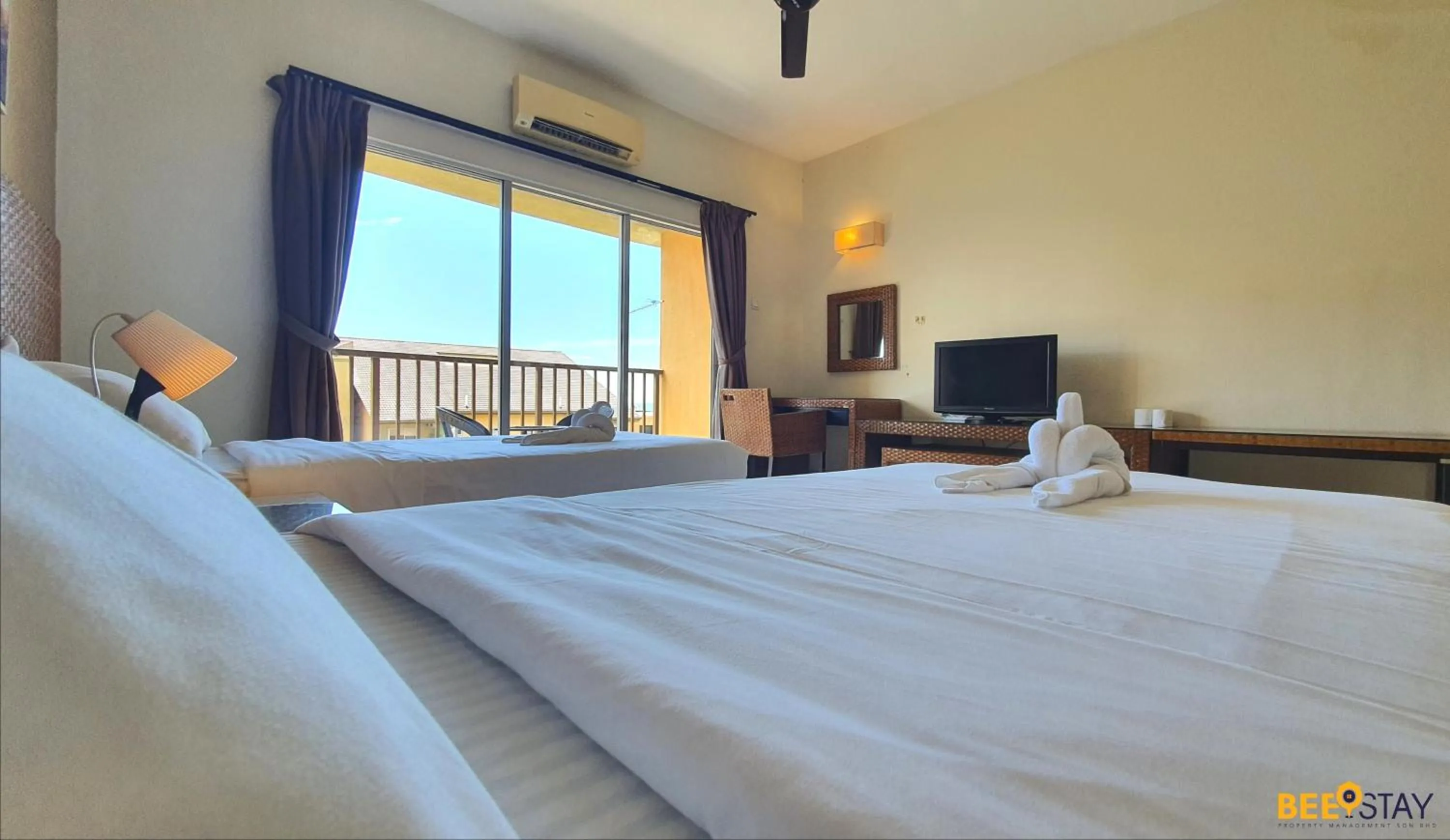 Bedroom, Bed in Gold Coast Morib Studio l Apartment I Penthouse