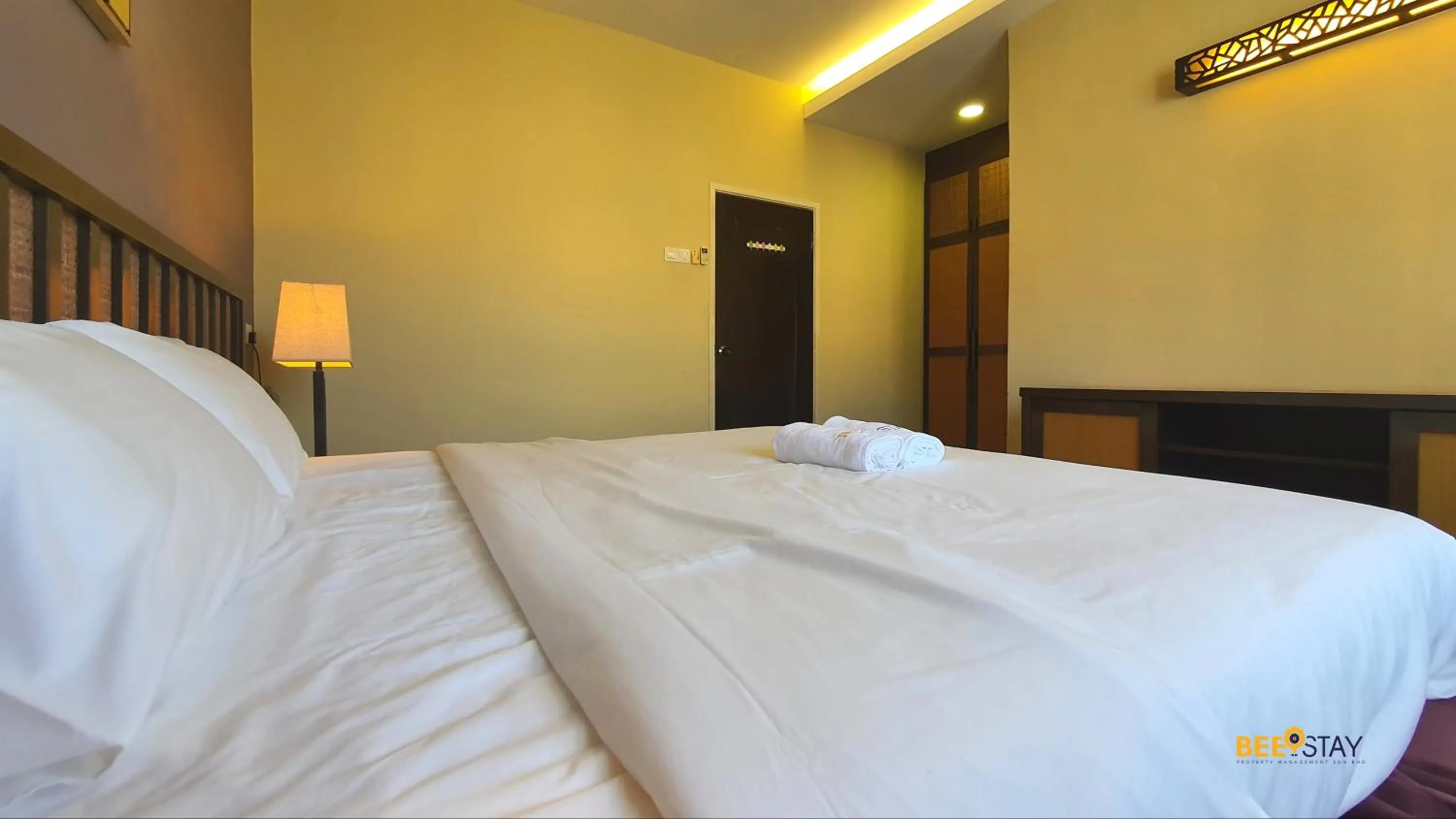 Bedroom, Bed in Gold Coast Morib Studio l Apartment I Penthouse