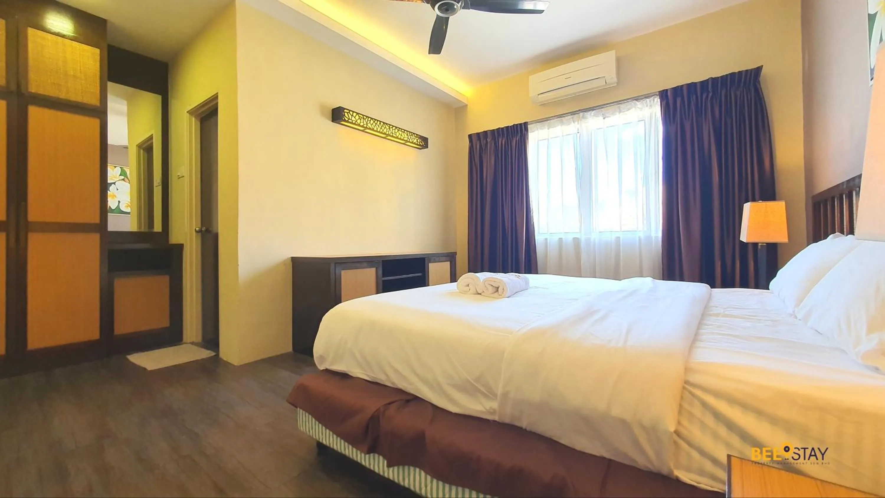 Bedroom, Bed in Gold Coast Morib Studio l Apartment I Penthouse