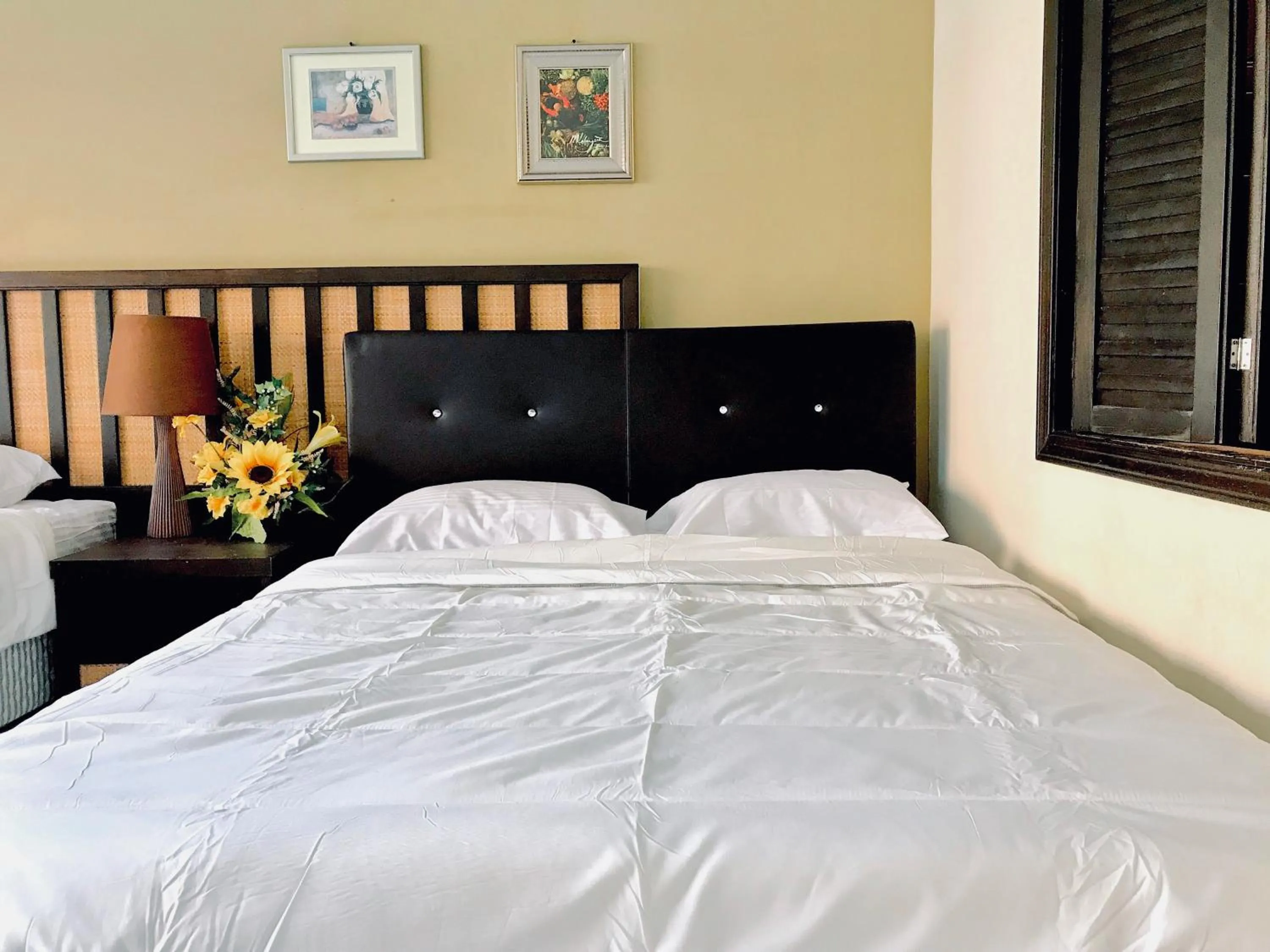 Bed in Gold Coast Morib Studio l Apartment I Penthouse