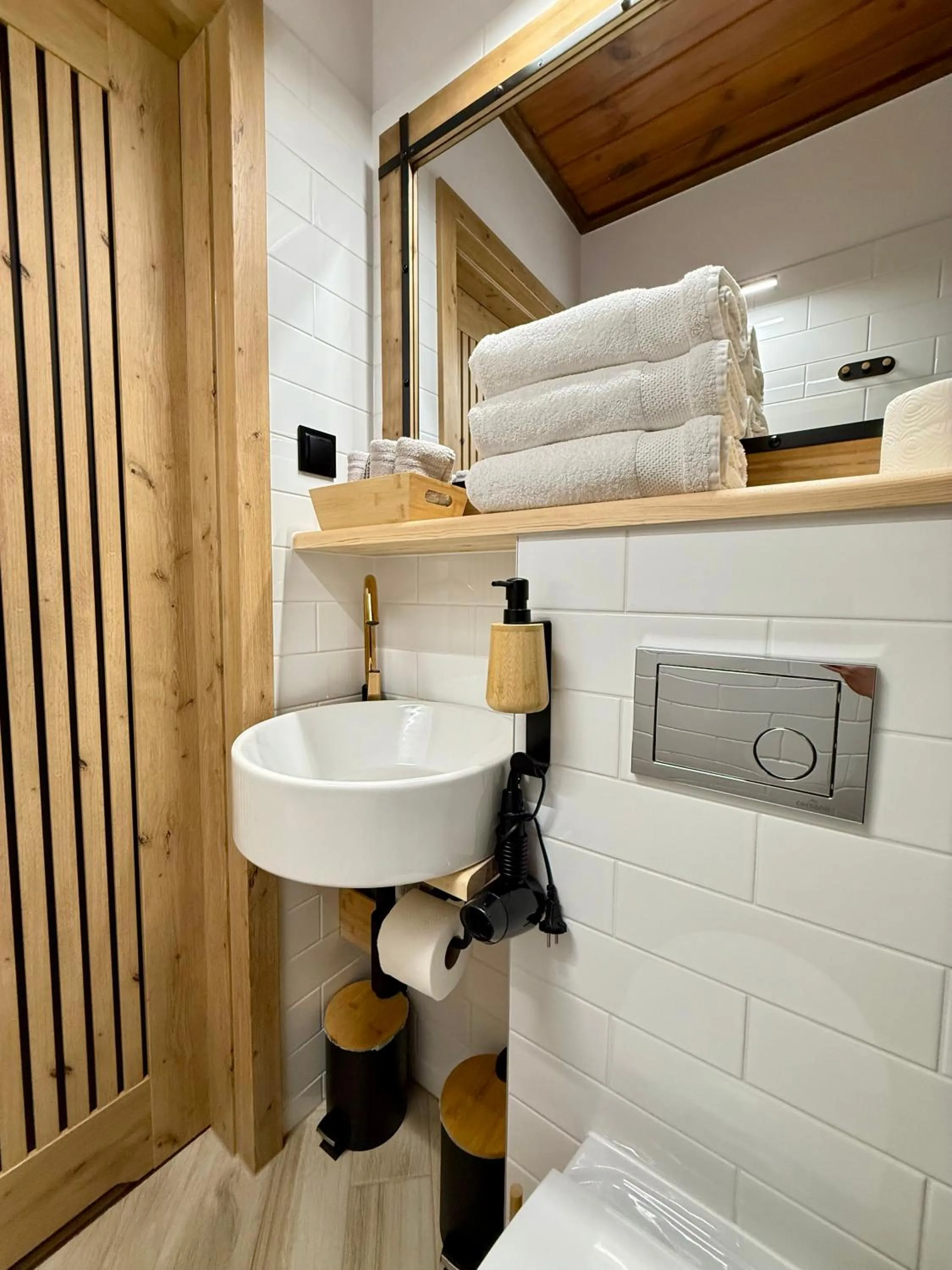 Toilet in Marina Zakopane