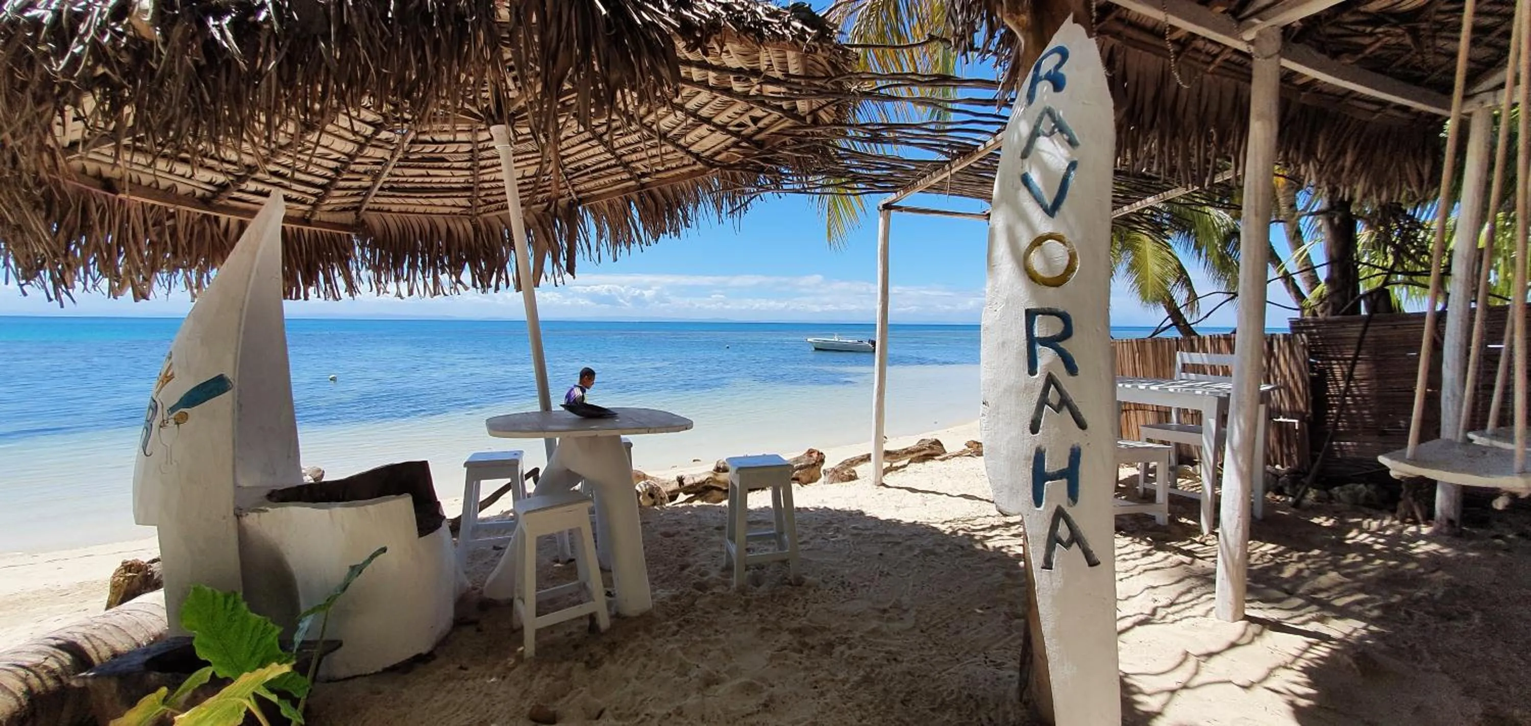 Restaurant/places to eat in Hotel ECOLODGE LE RAVORAHA