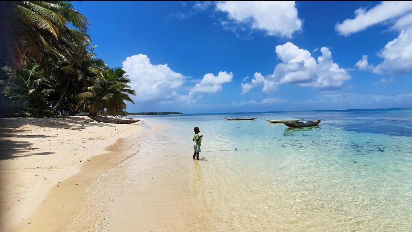 Beach in Hotel ECOLODGE LE RAVORAHA