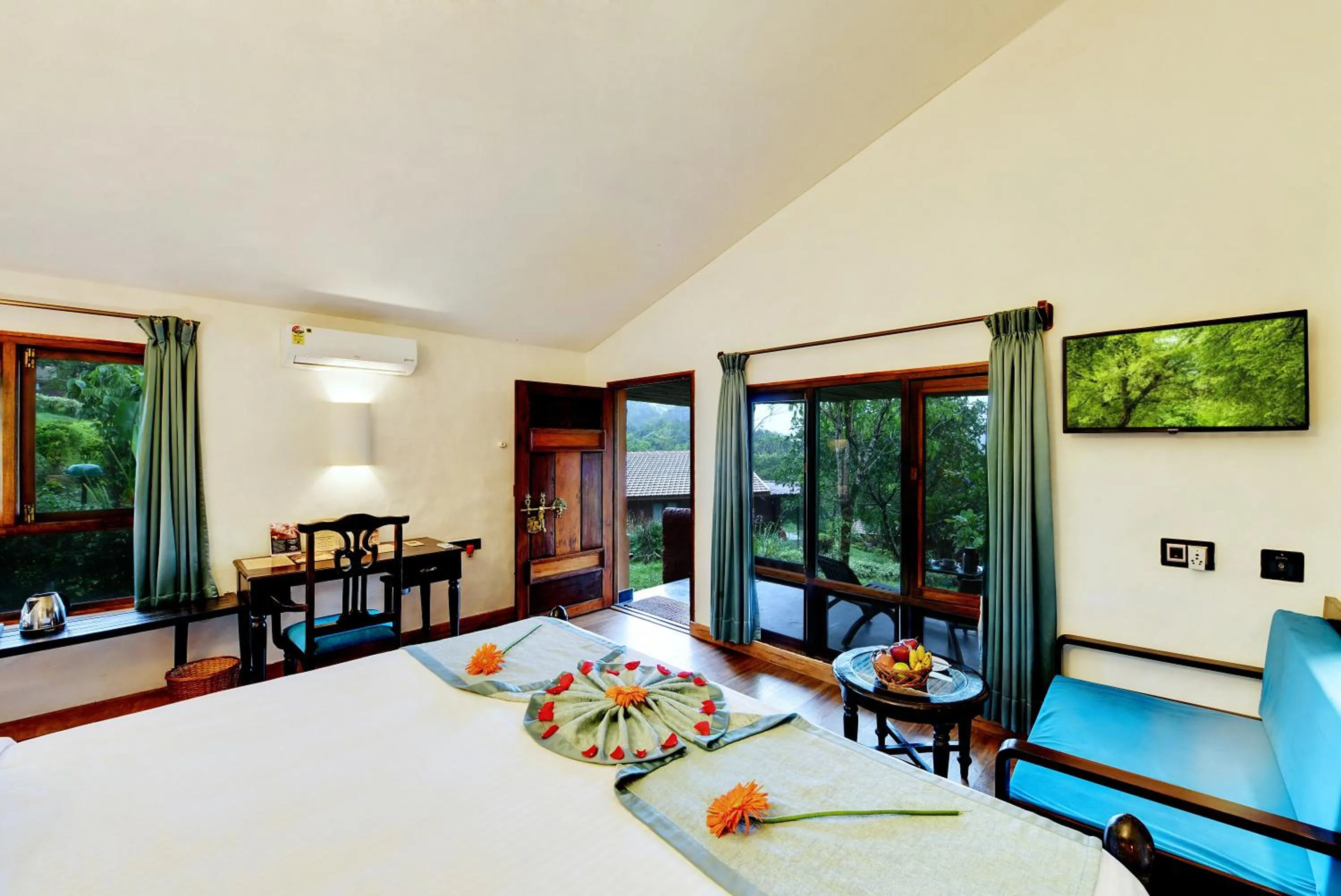 Bed in Heritage Resort Coorg