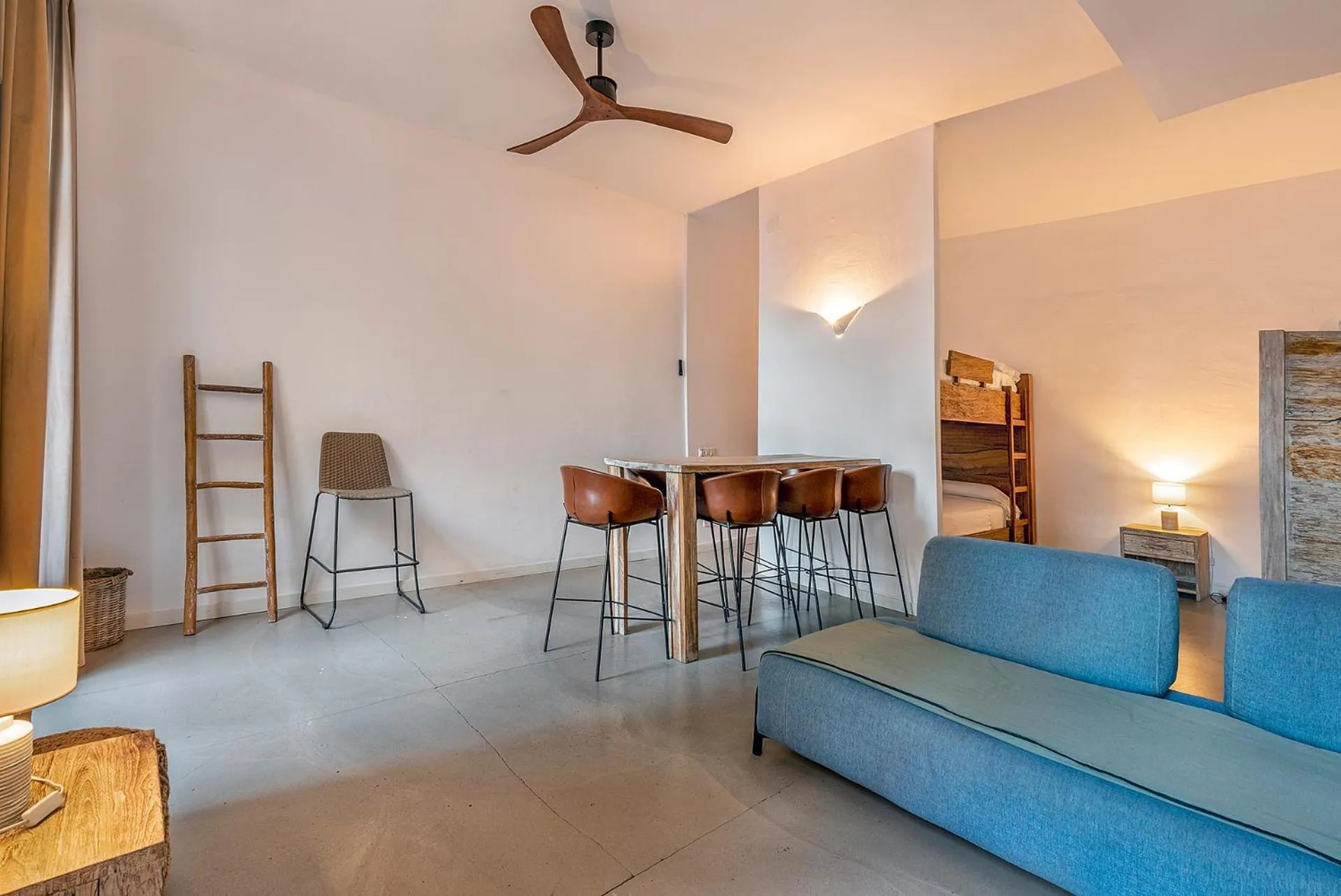 Living room in La Guarida Suites