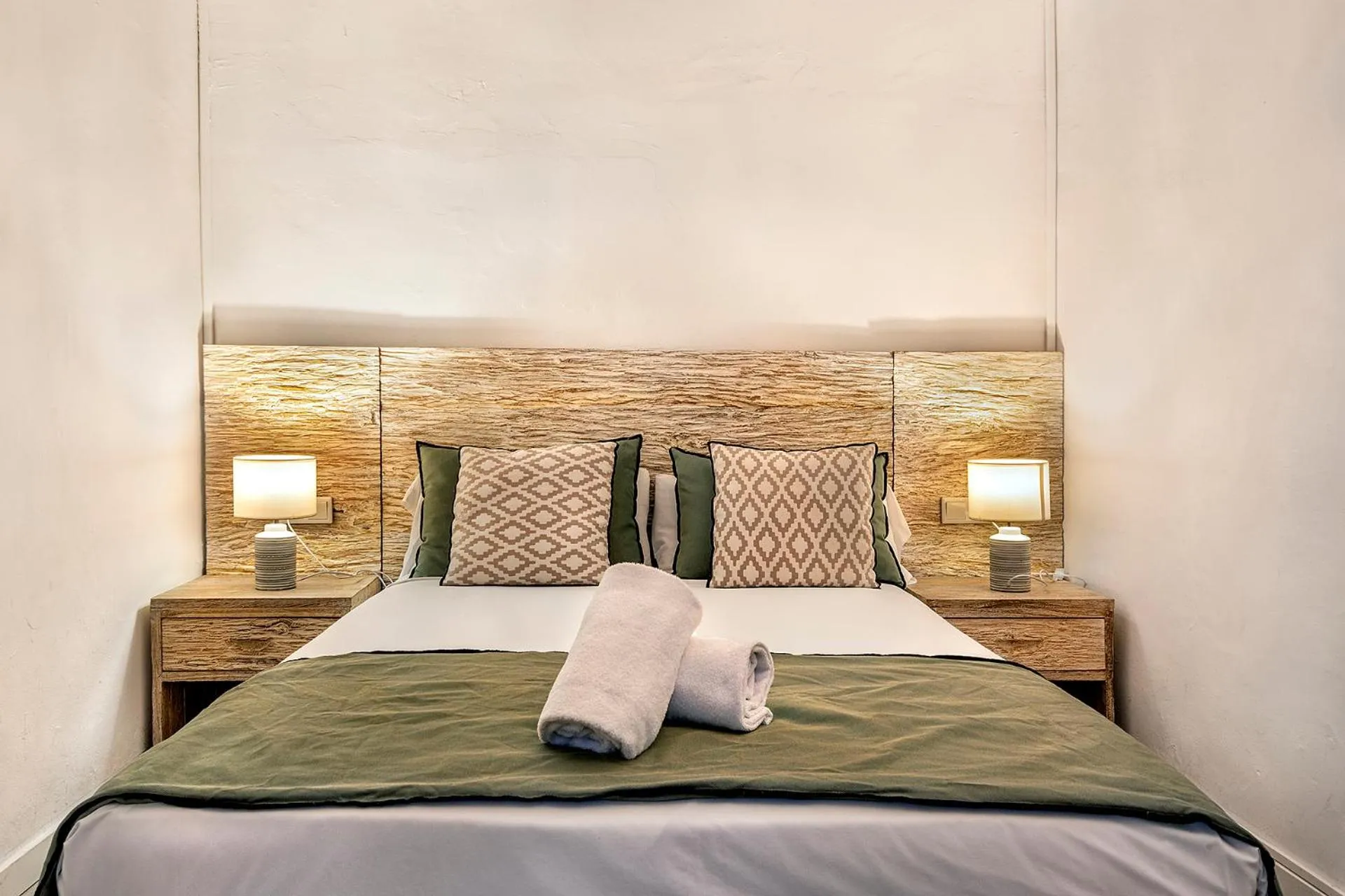 Bed in La Guarida Suites