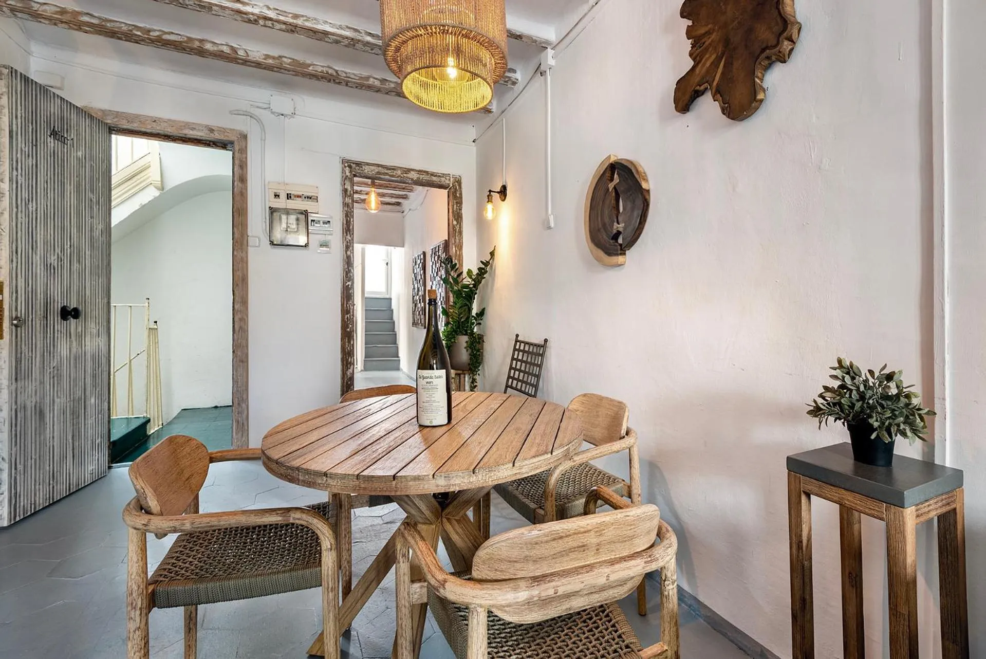 Dining area in La Guarida Suites