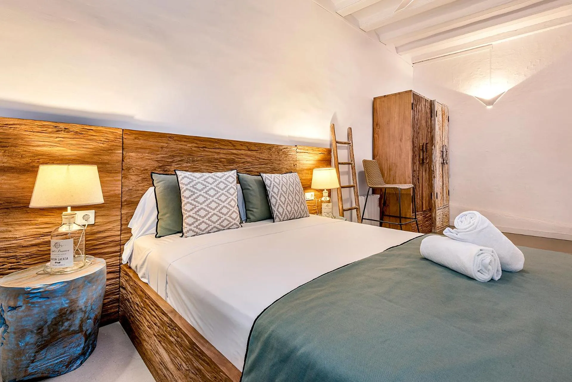 Bedroom, Bed in La Guarida Suites