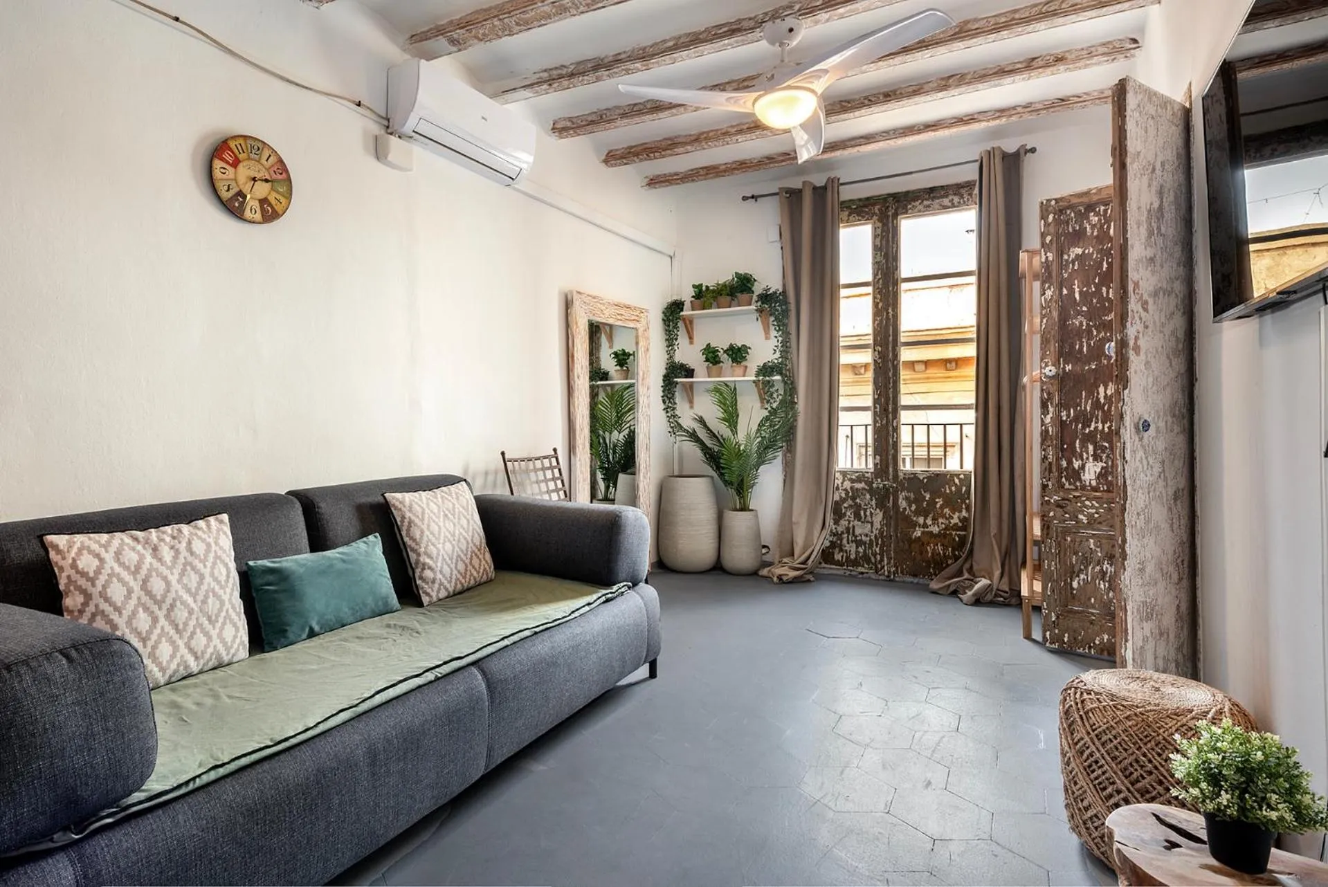 Living room in La Guarida Suites