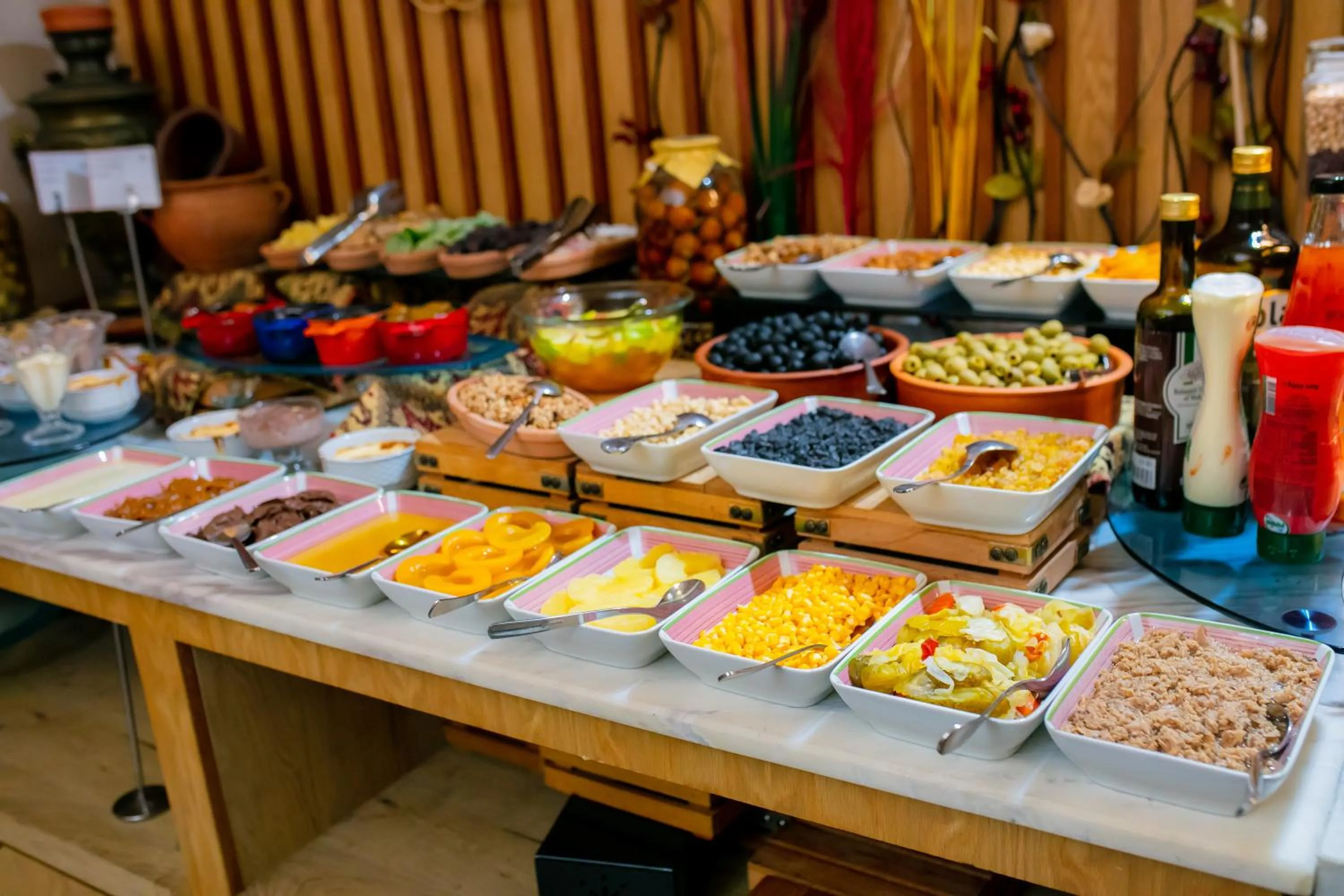 Breakfast in Promenade Hotel Baku