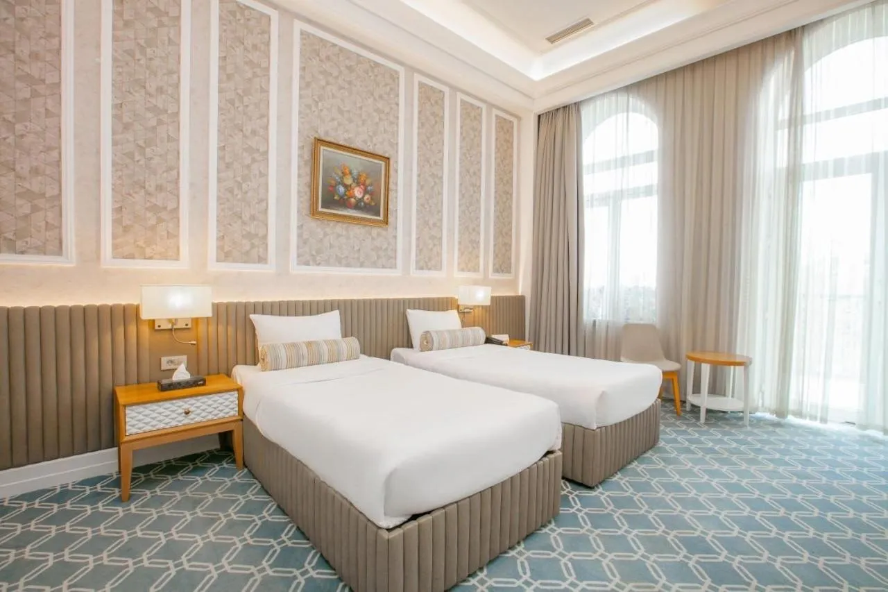 Bedroom, Bed in Promenade Hotel Baku