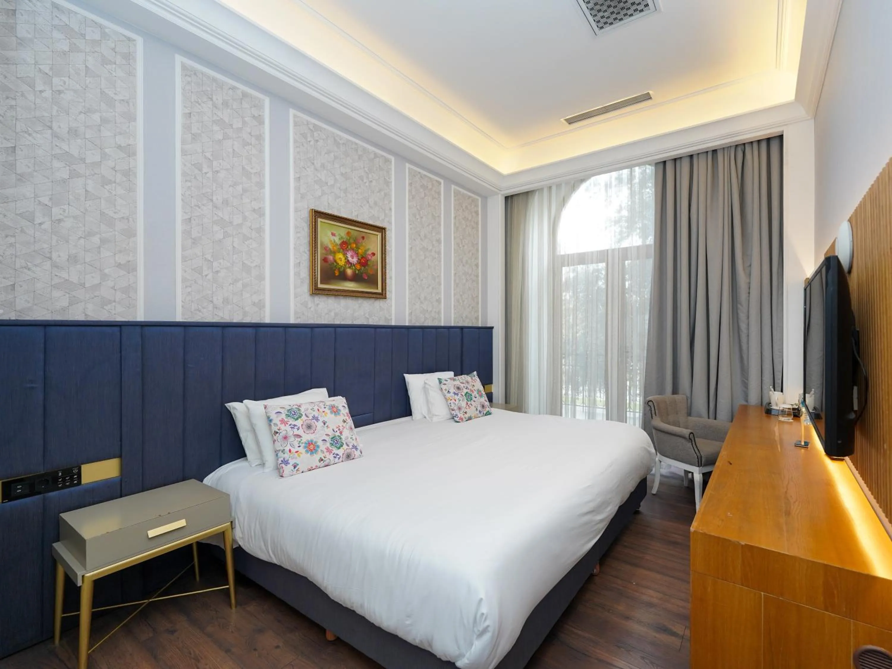 Photo of the whole room, Bed in Promenade Hotel Baku