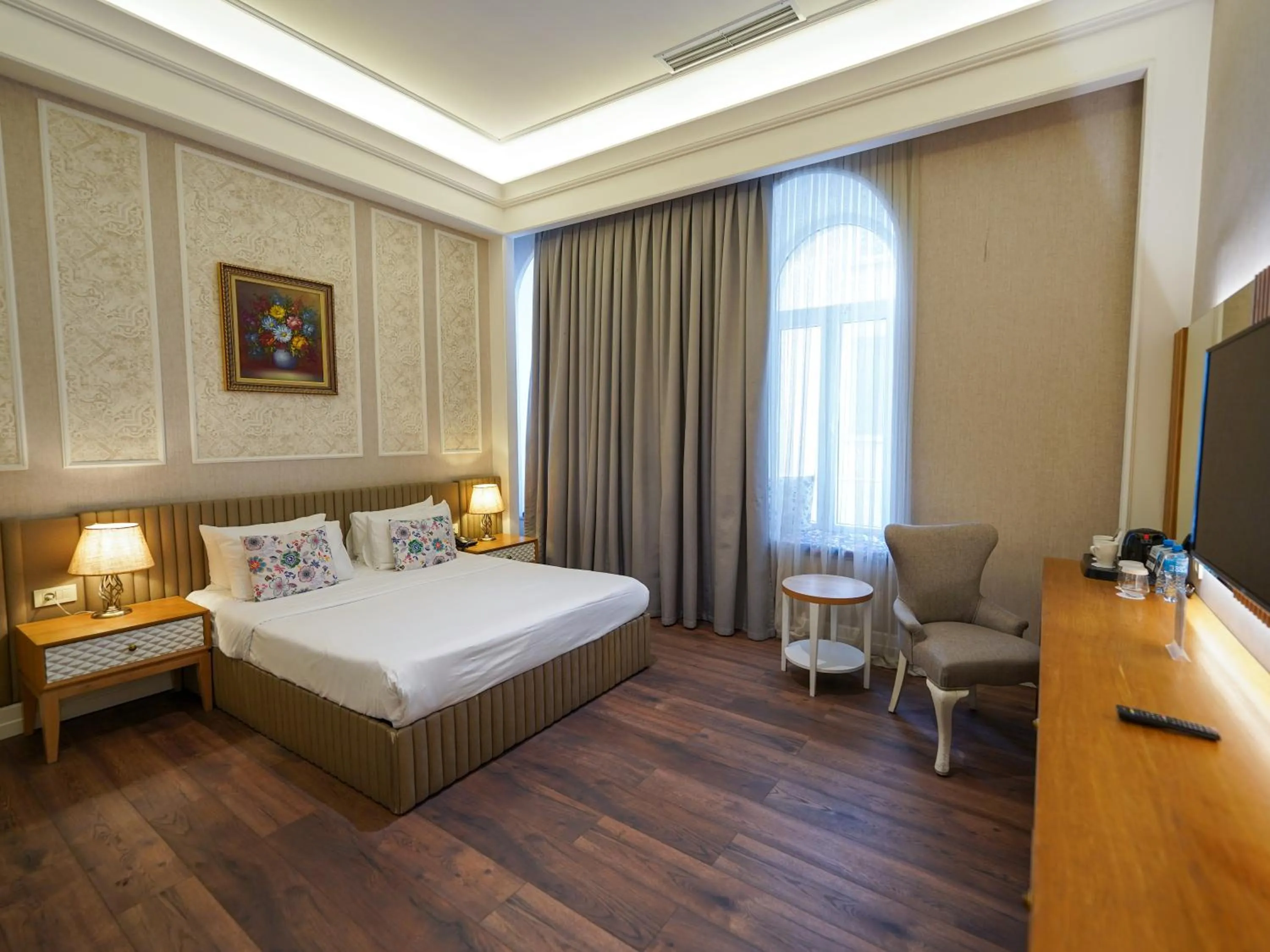 Photo of the whole room, Bed in Promenade Hotel Baku