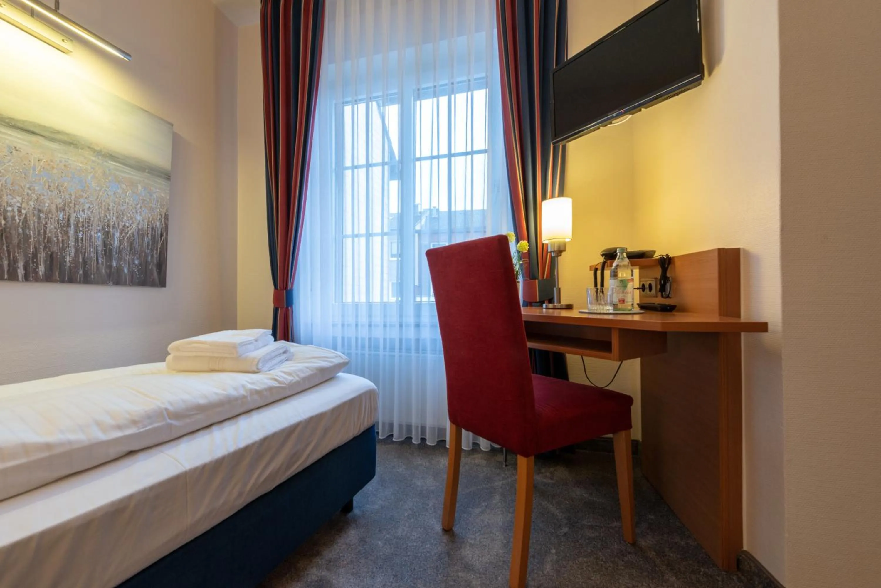 Single Room with Shower in Hotel Werk II