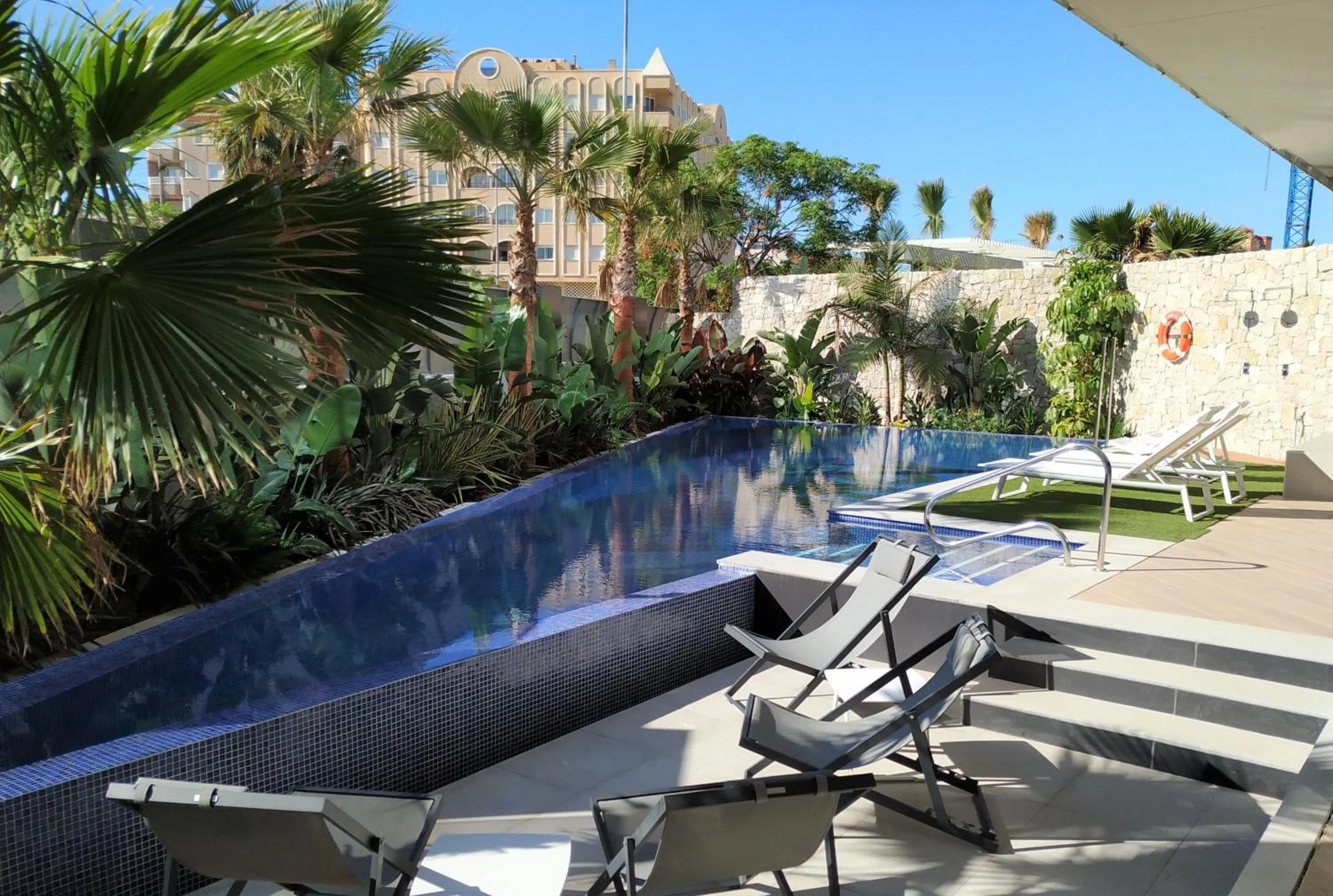 Swimming pool in Ahoy Apartments