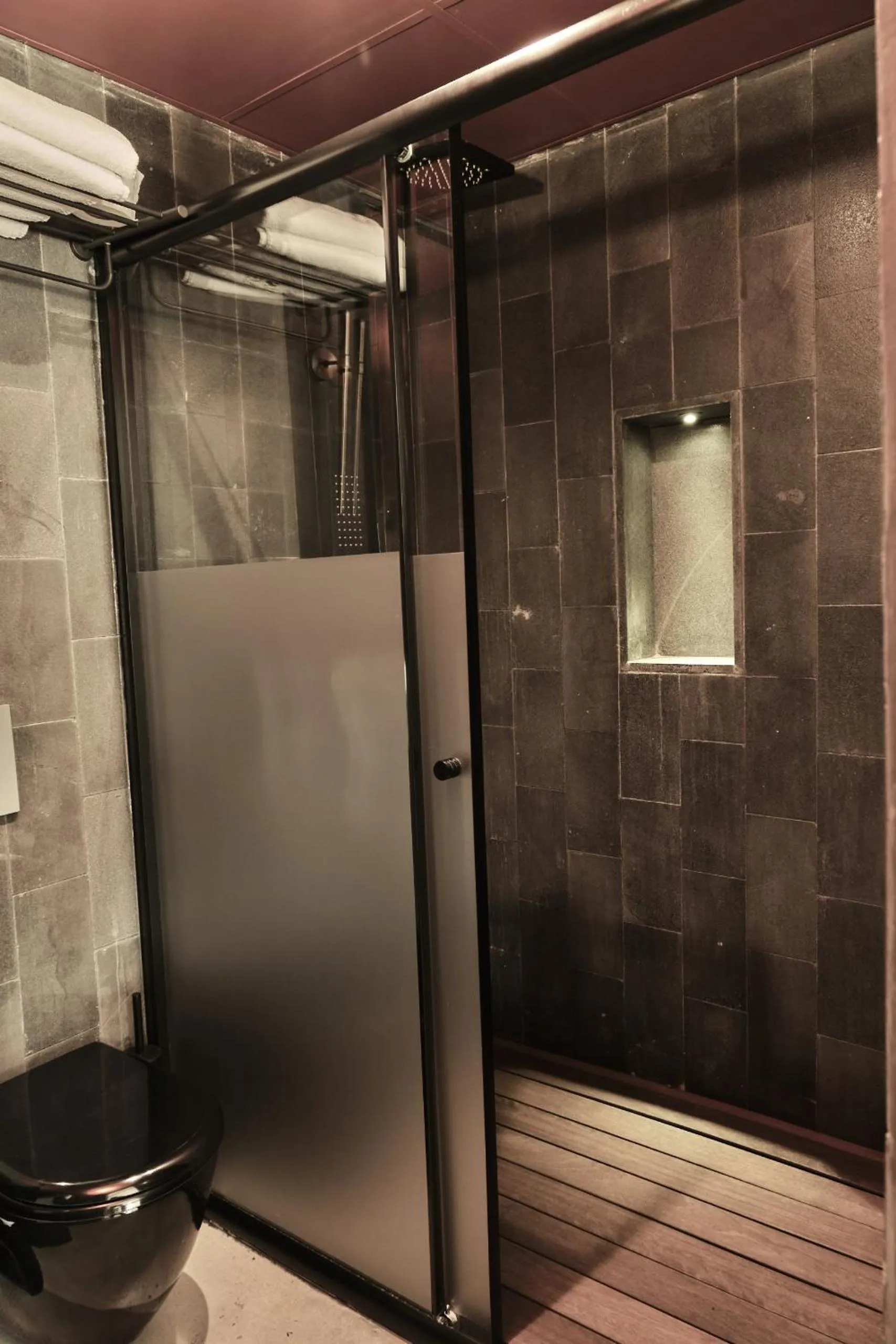 Shower in Carus Cappadocia