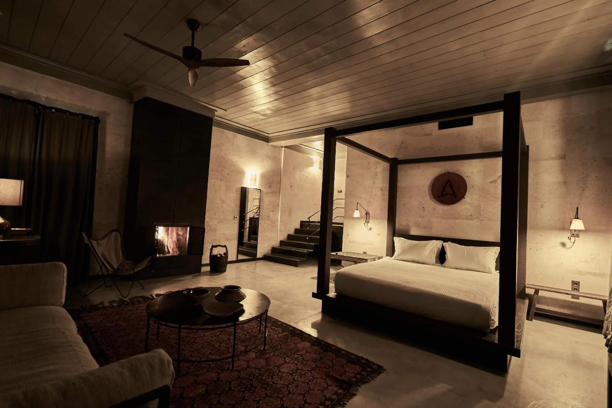 Seating area, Bed in Carus Cappadocia