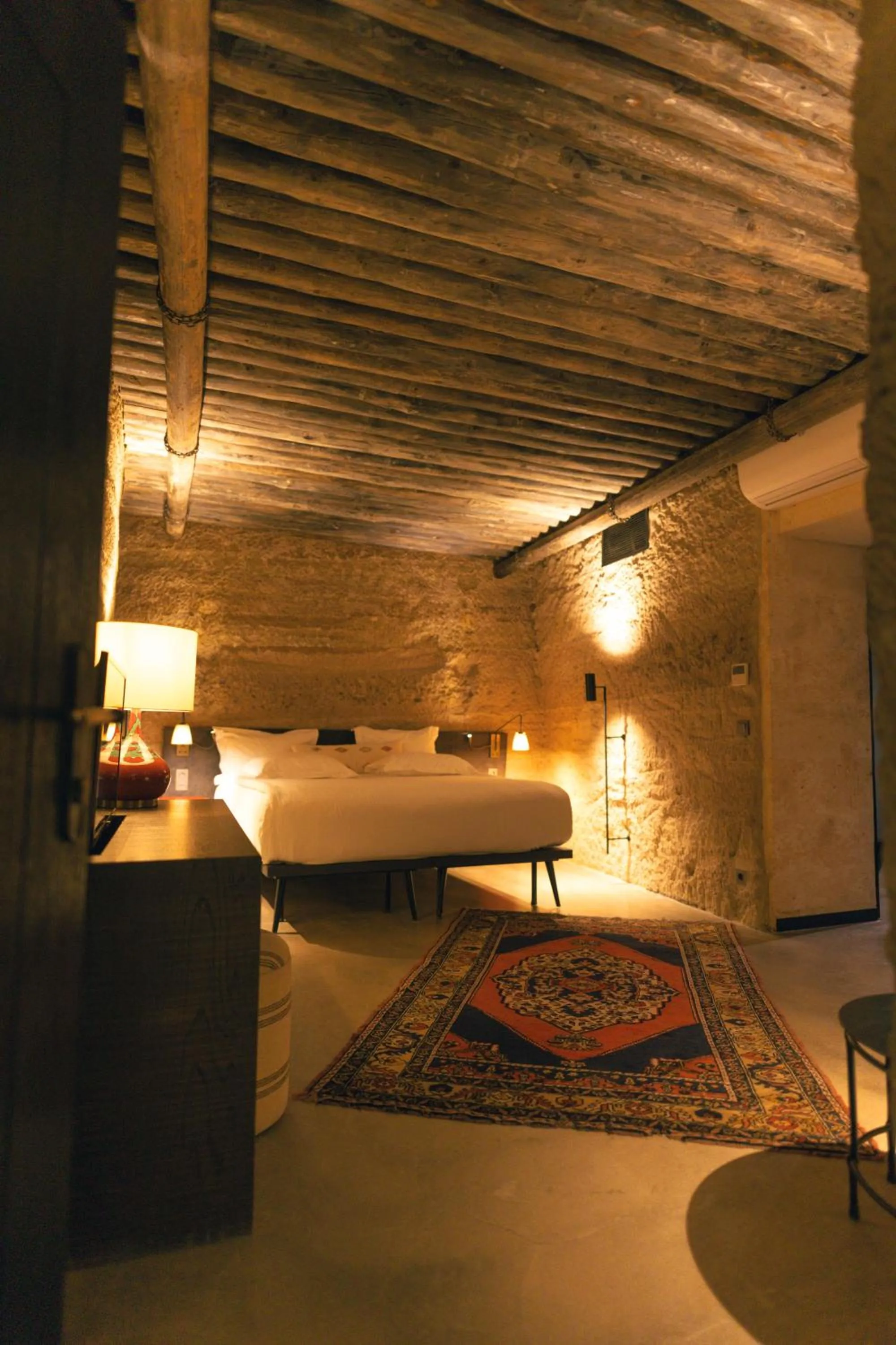 Decorative detail, Bed in Carus Cappadocia