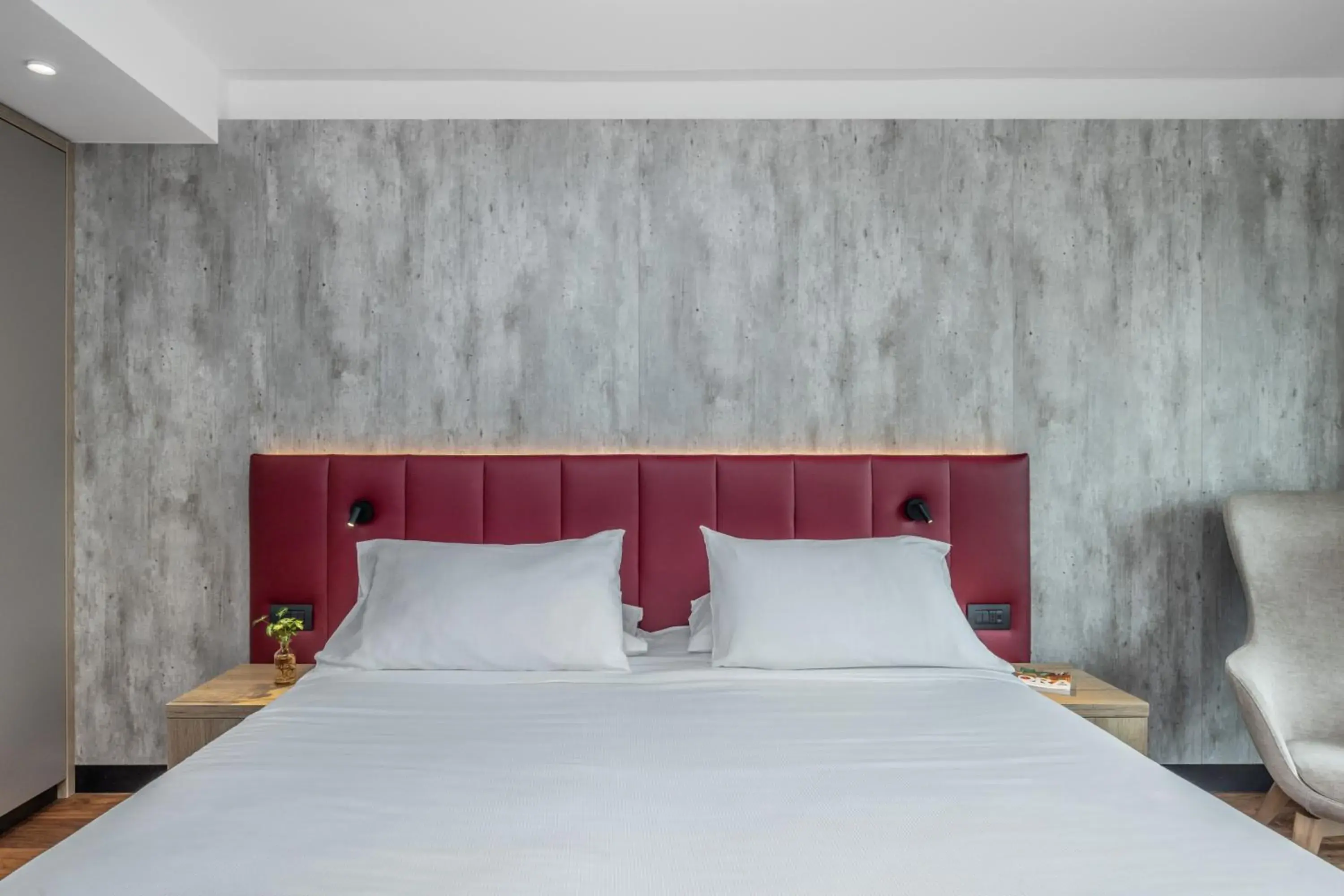 Suite with Balcony in Garda Suite Hotel - Tonelli Hotels Suite with Balcony in Garda Suite Hotel - Tonelli Hotels