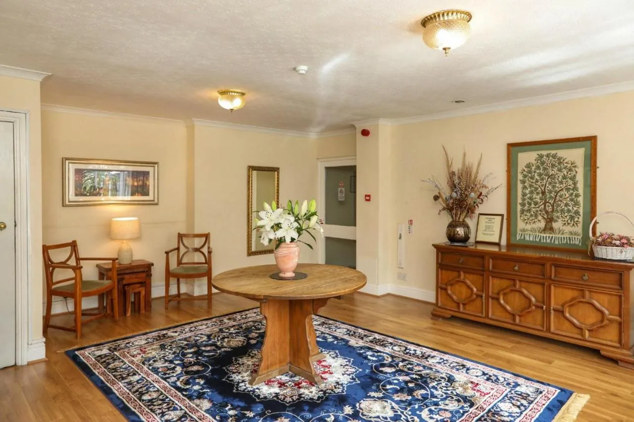 Westbourne Lodge Birmingham