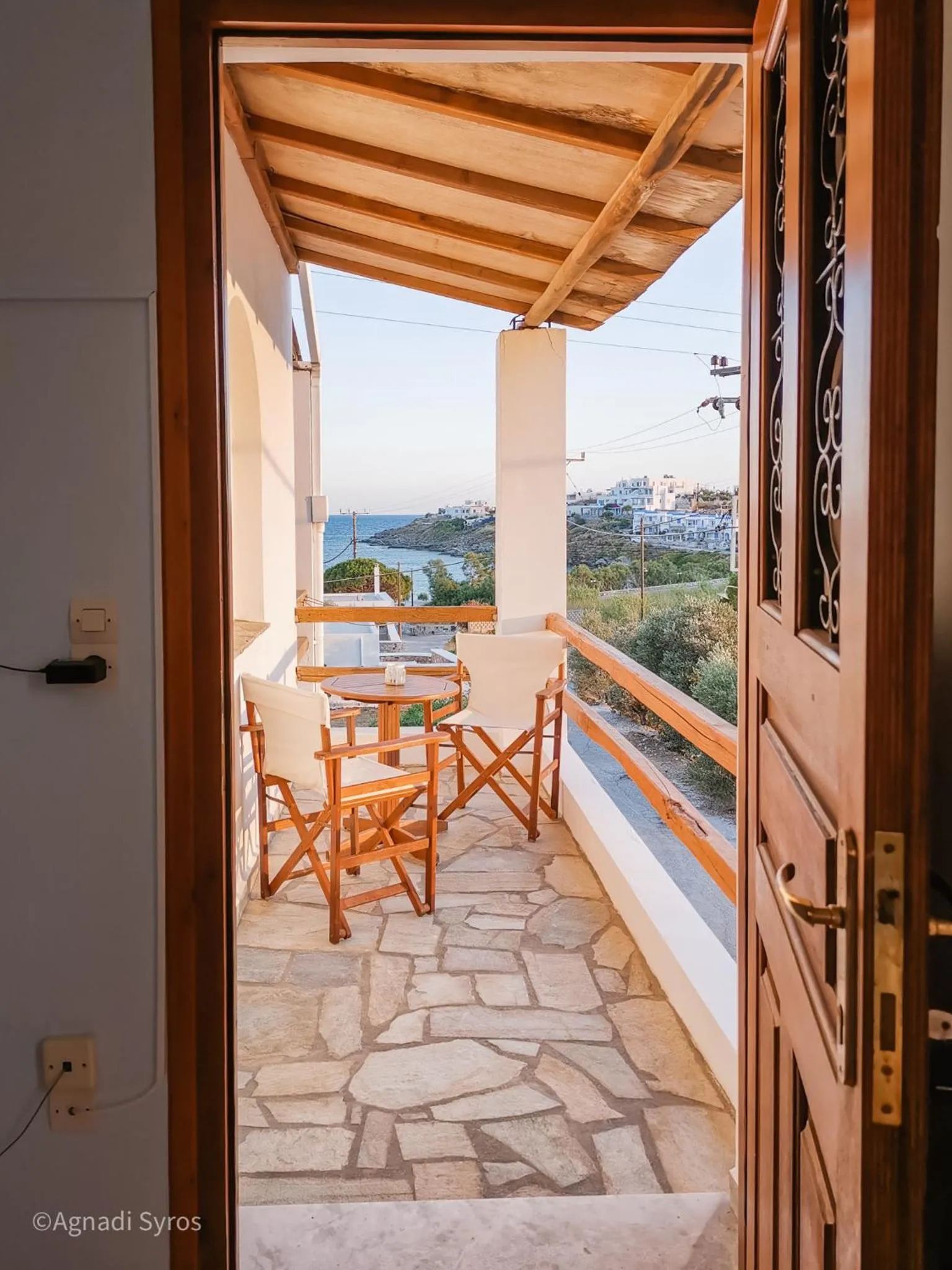 Balcony/Terrace in Agnadi Syros Beachfront Studios & Rooms