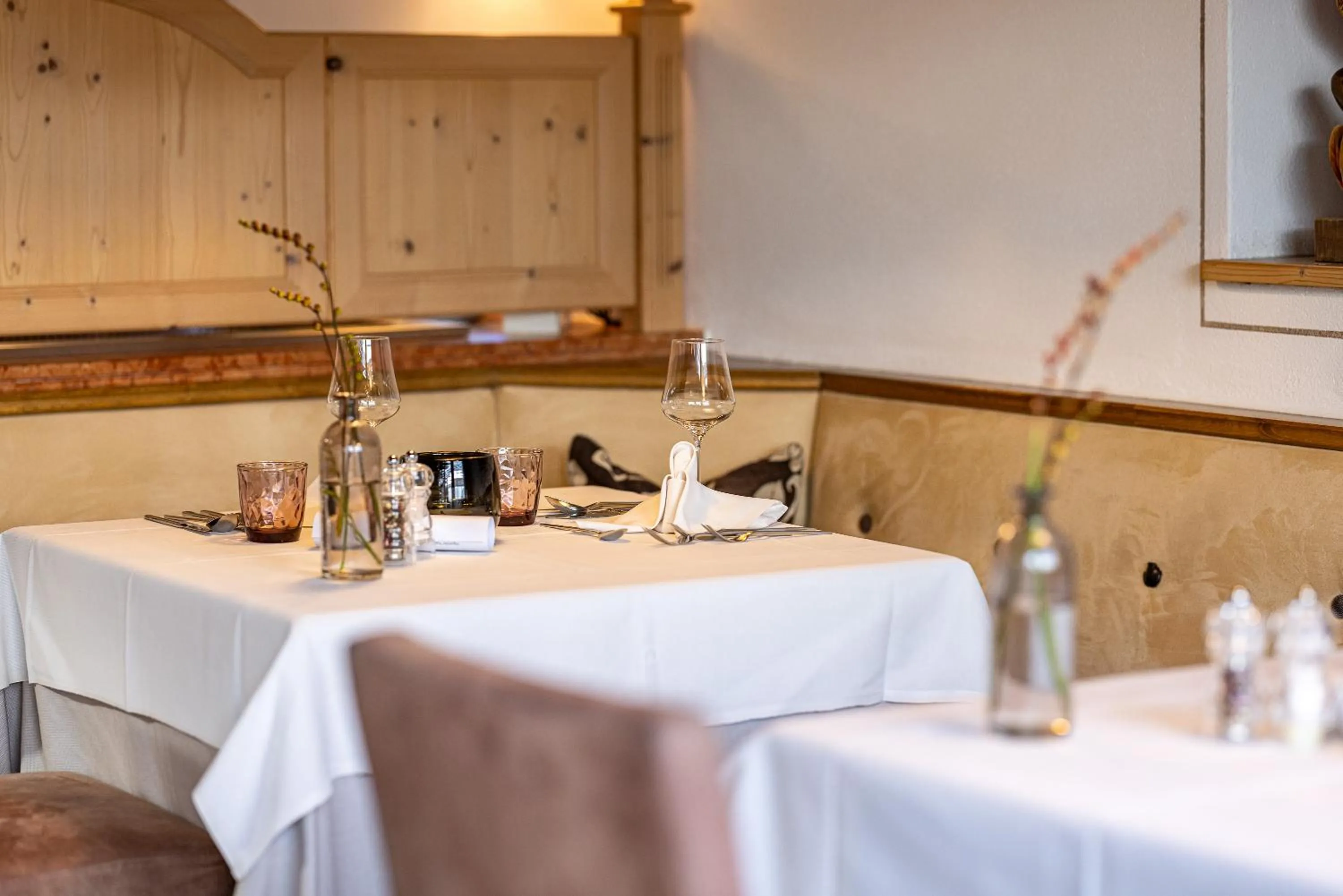 Restaurant/places to eat in Hotel Der Heinrichshof