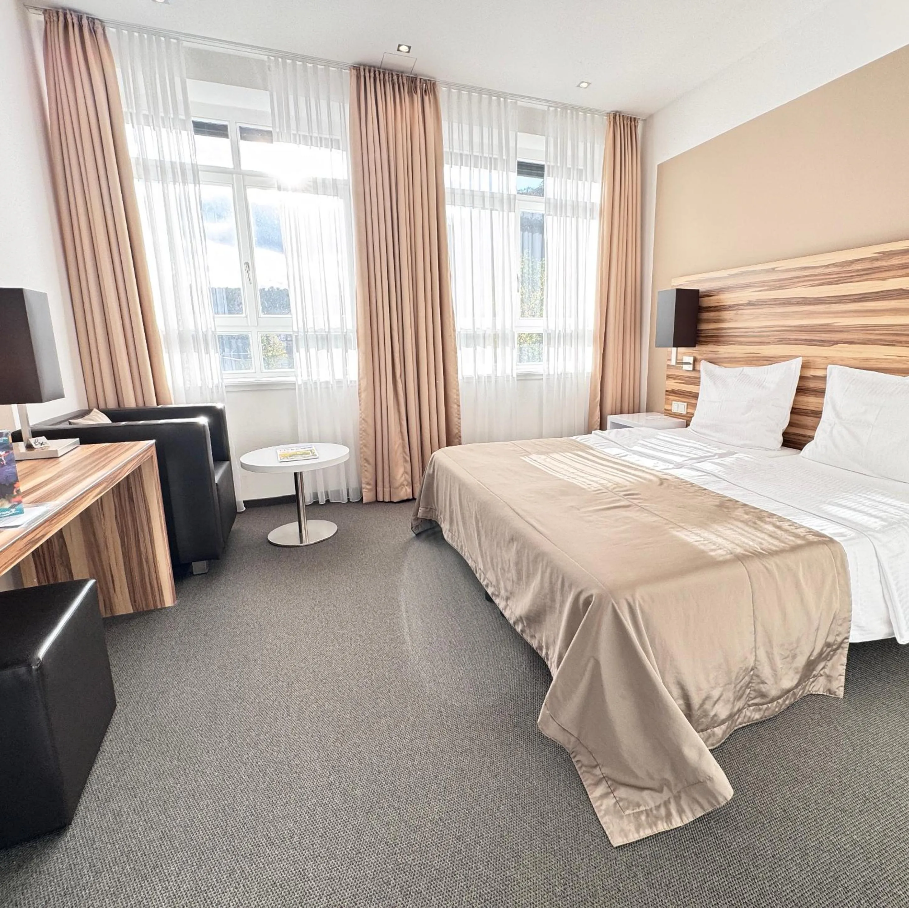 Photo of the whole room, Bed in Hotel Im Schulhaus